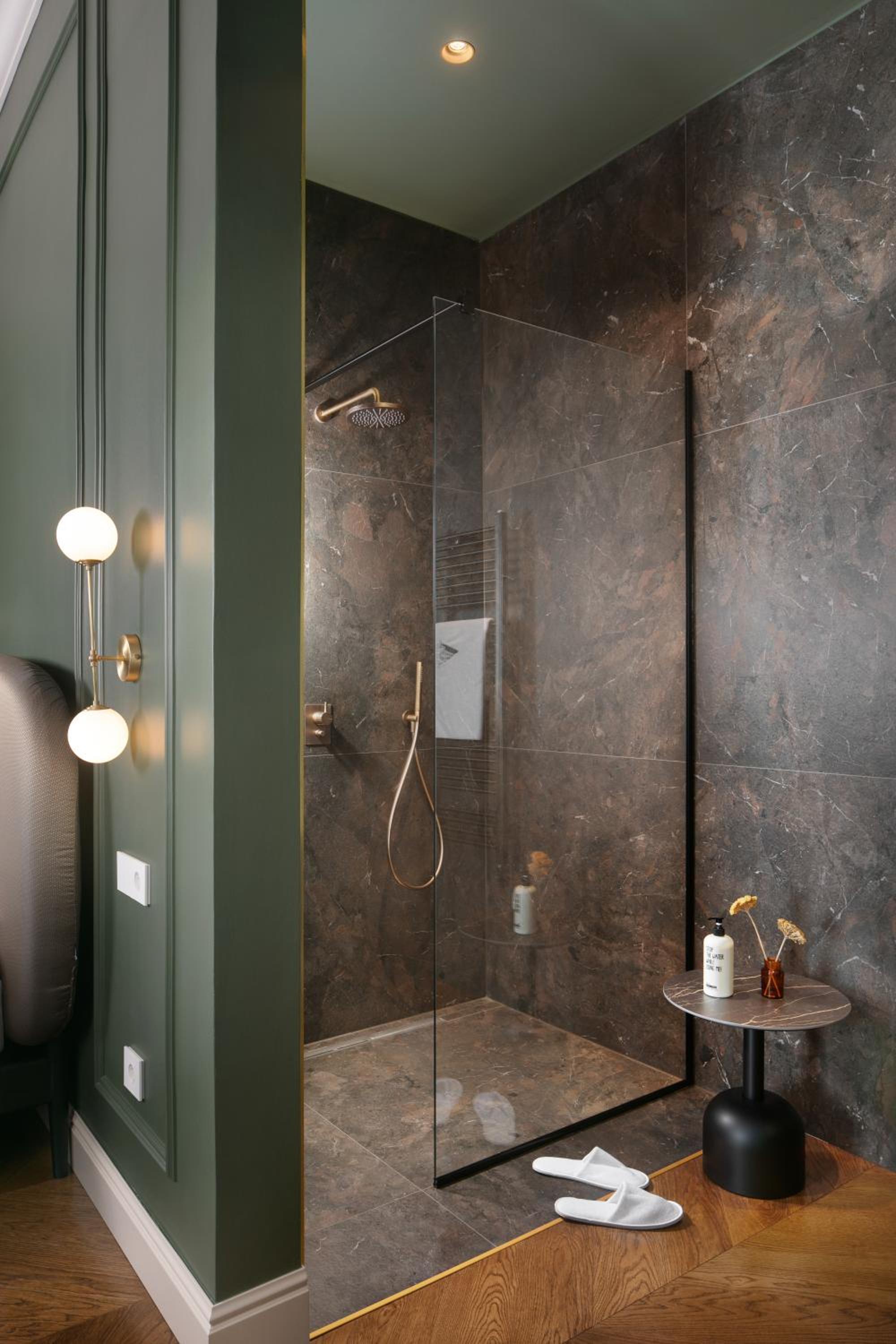 Deluxe Double Room with Balcony - Annex Building