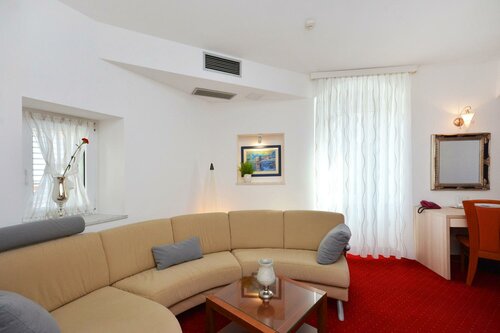 Suite (2 Adults) в Adriana