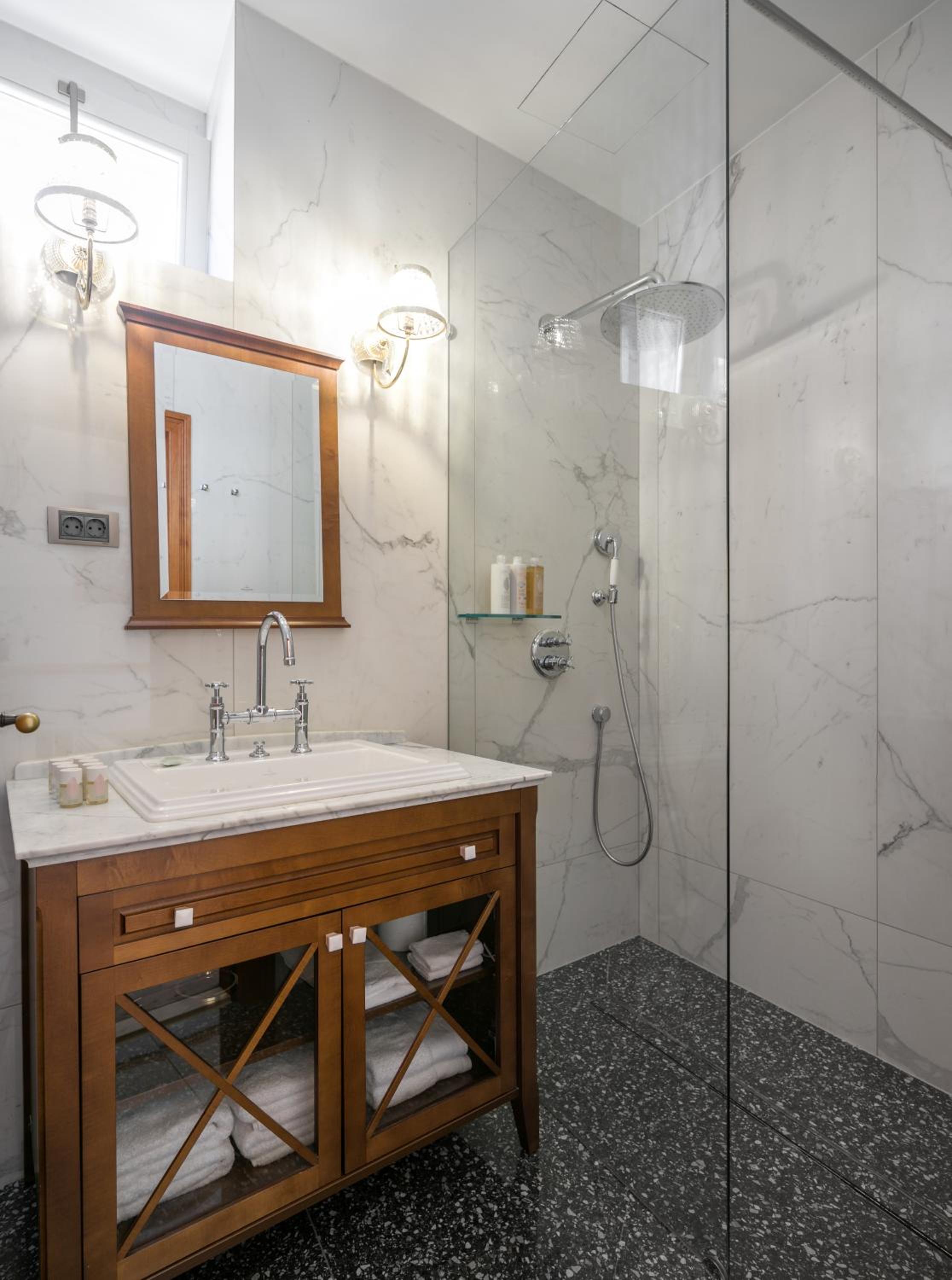 Deluxe Double Room with Old Town View