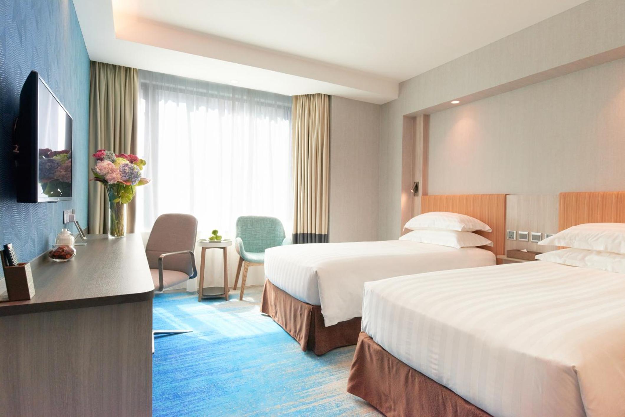 Premier Sky with Twin Beds