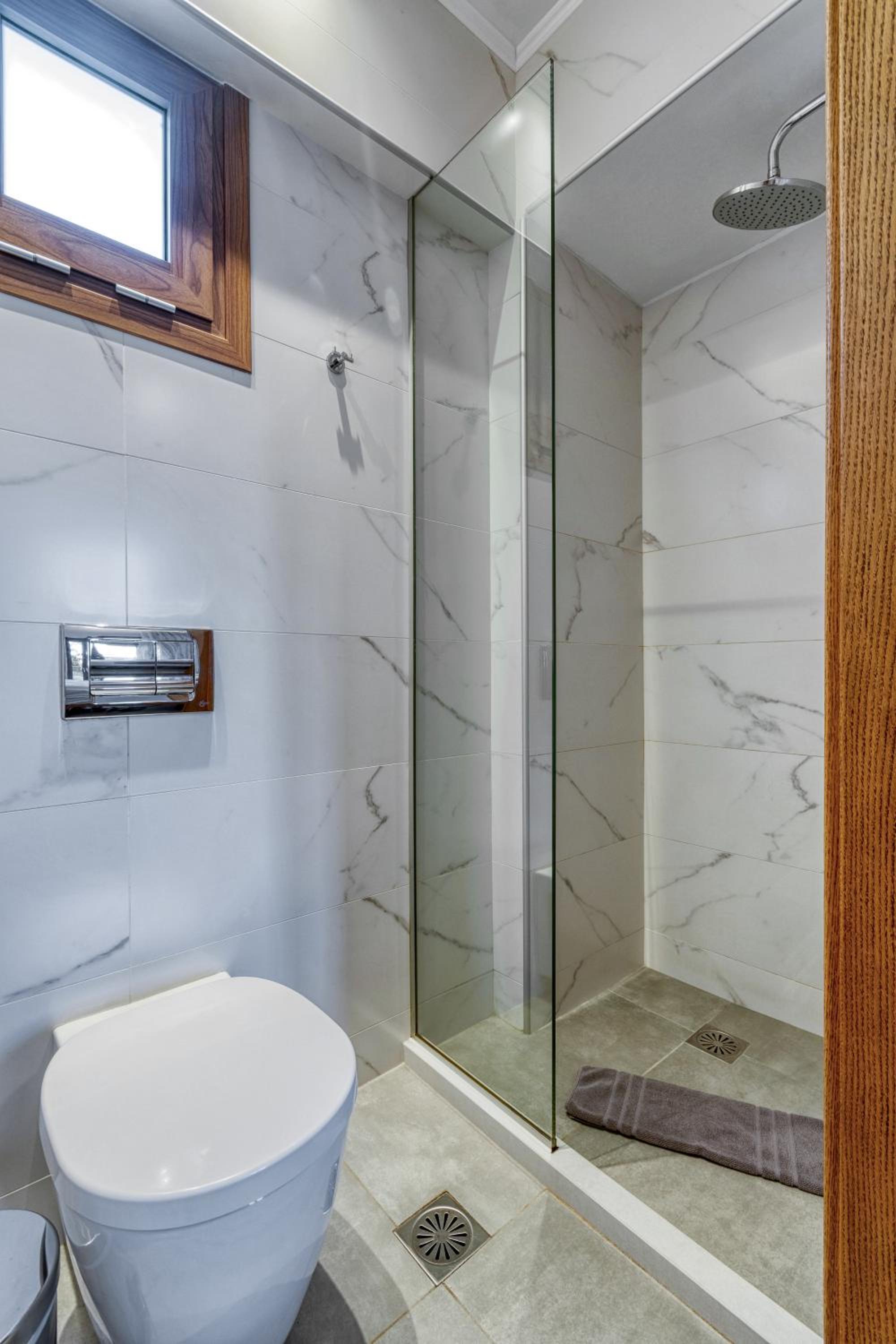 Classic Budget Room Side Sea View (annex)