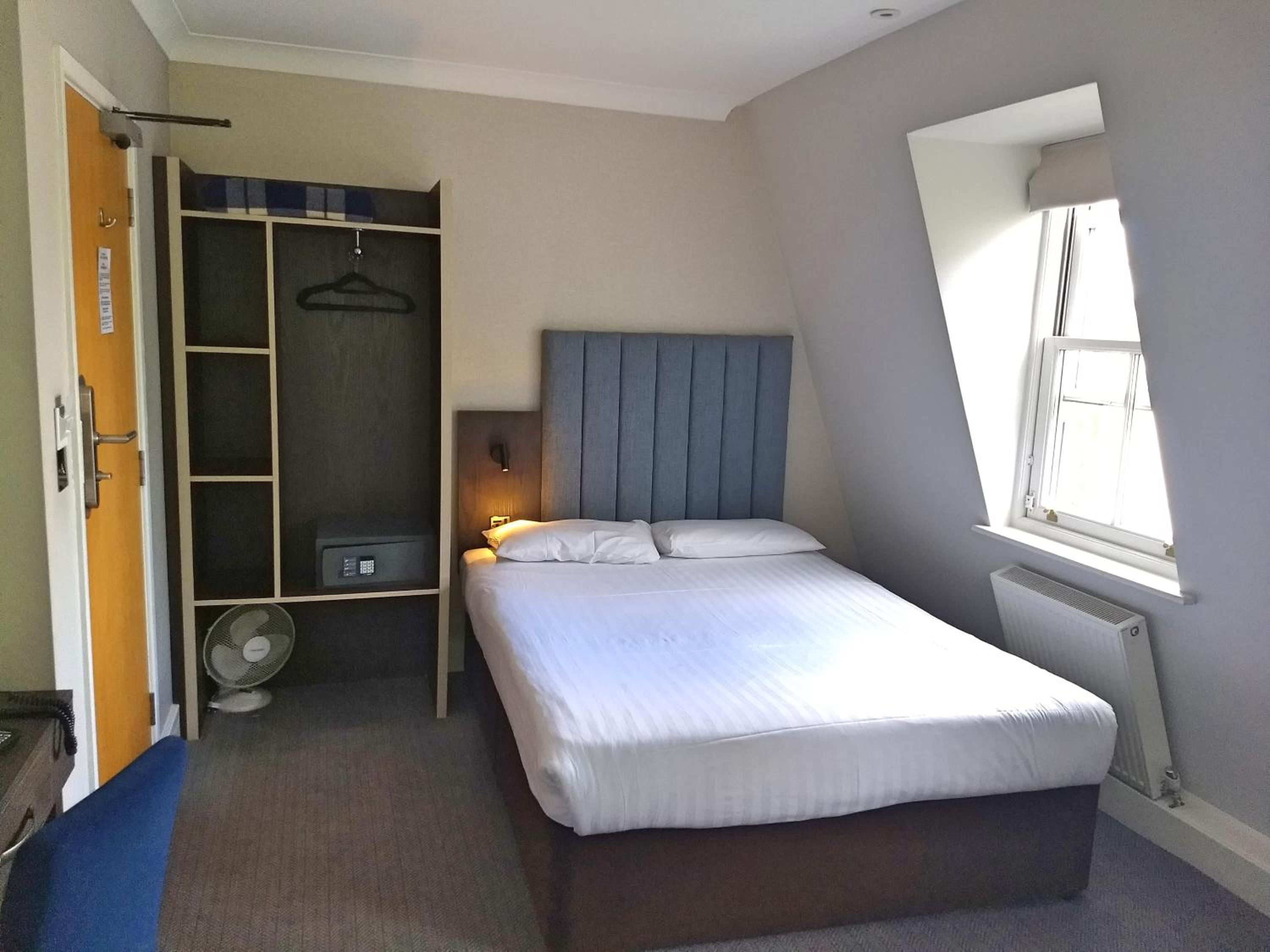 Deluxe Queen Room with Two Queen Beds
