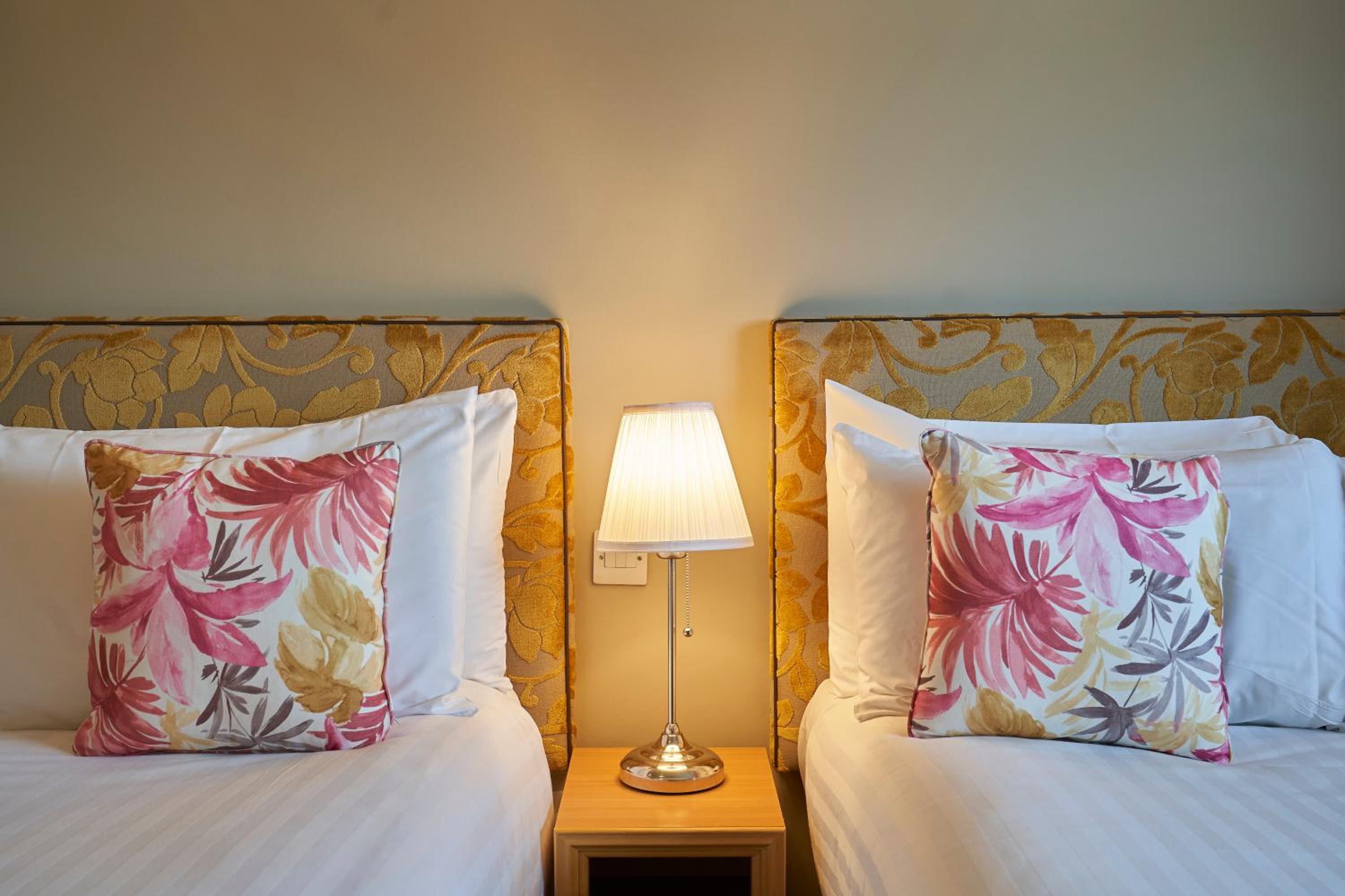 Executive Twin Room with Two Double Beds