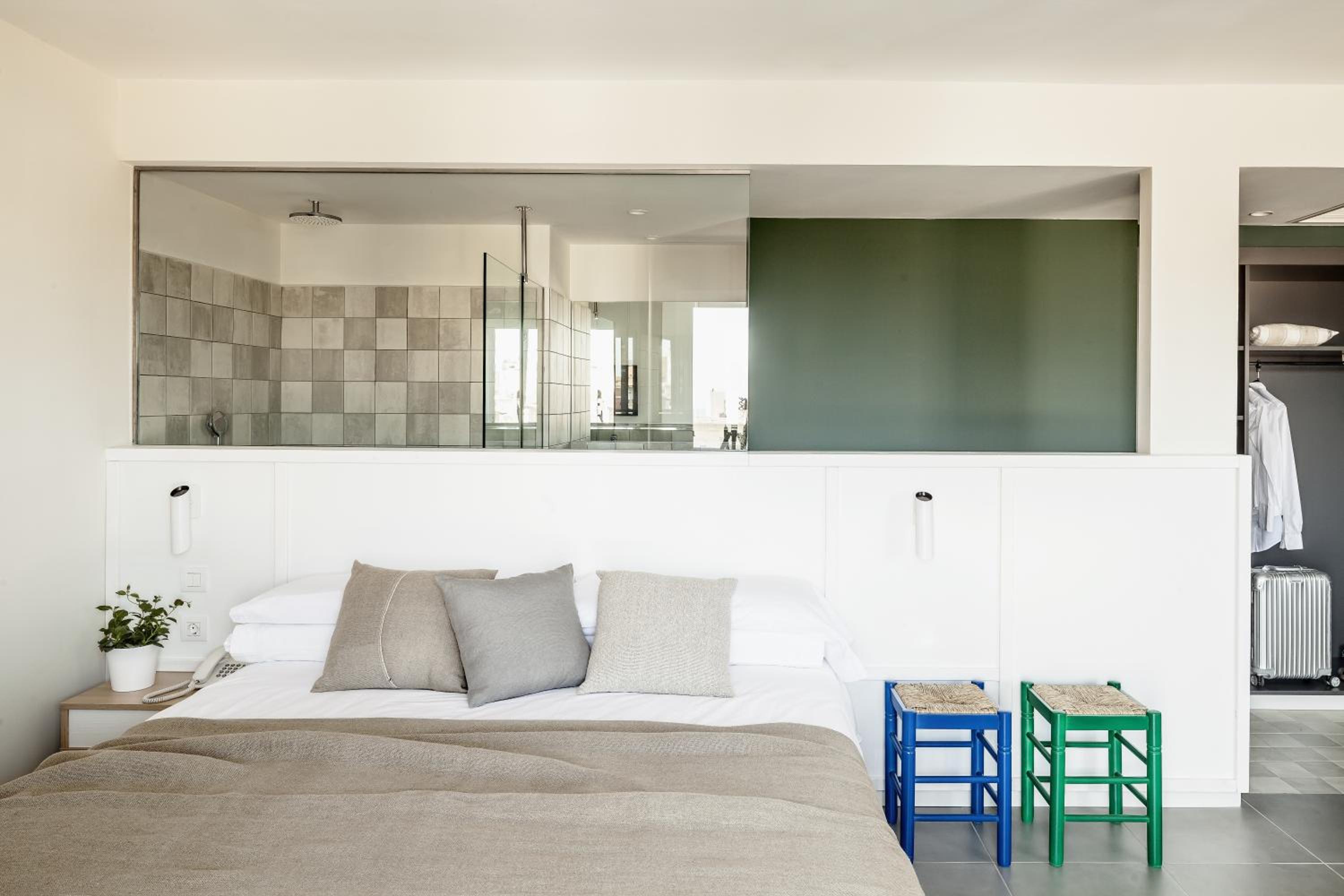 Premium Junior Suite (2 Adults)