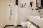 Comfort Double Room, Courtyard View в The Avalon Cosy Hotel