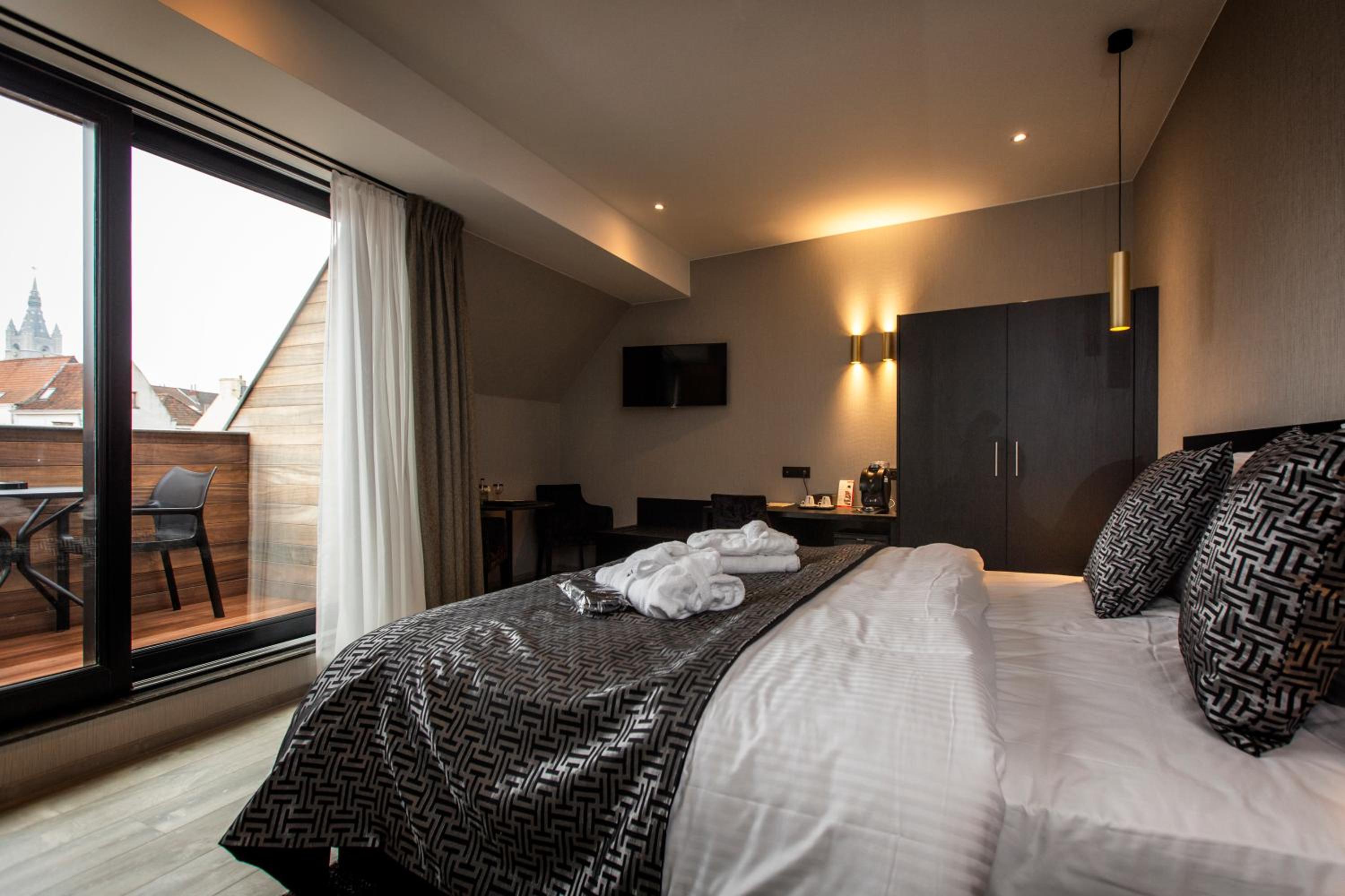 Exclusive Double Room With River View