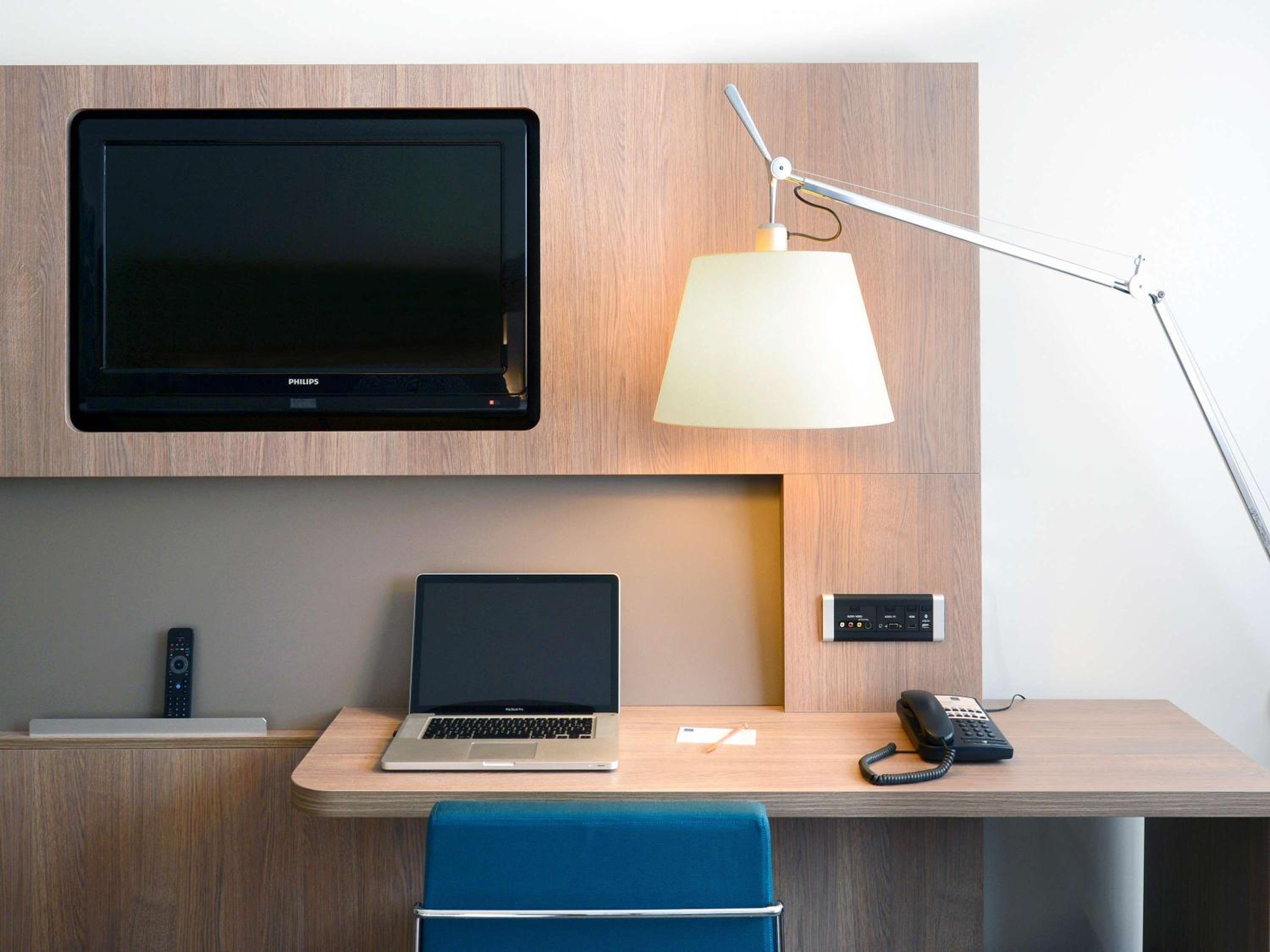 Classic Double Room with Bathtub