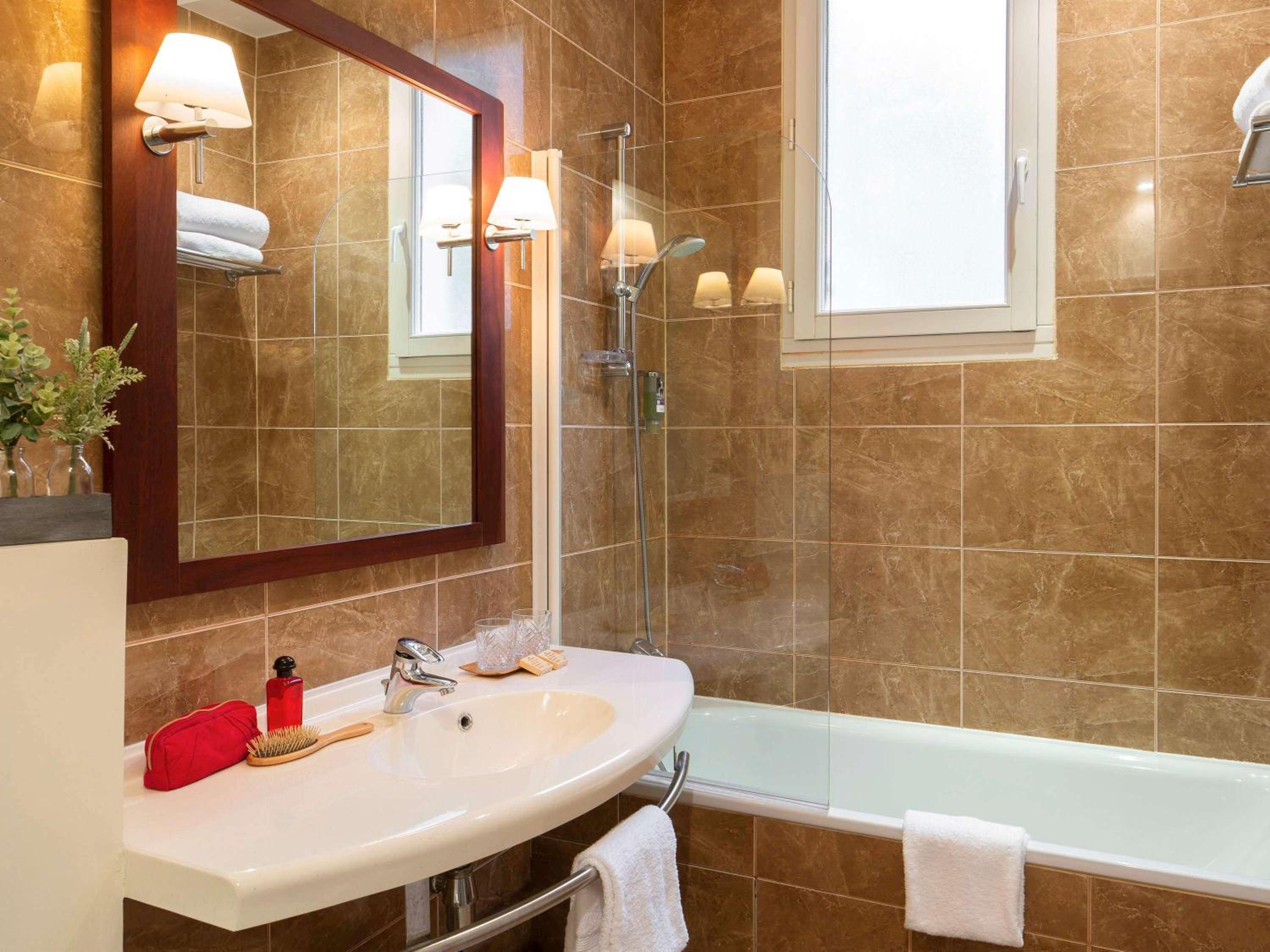 Junior Suite with One Double Bed and One Sofa Bed