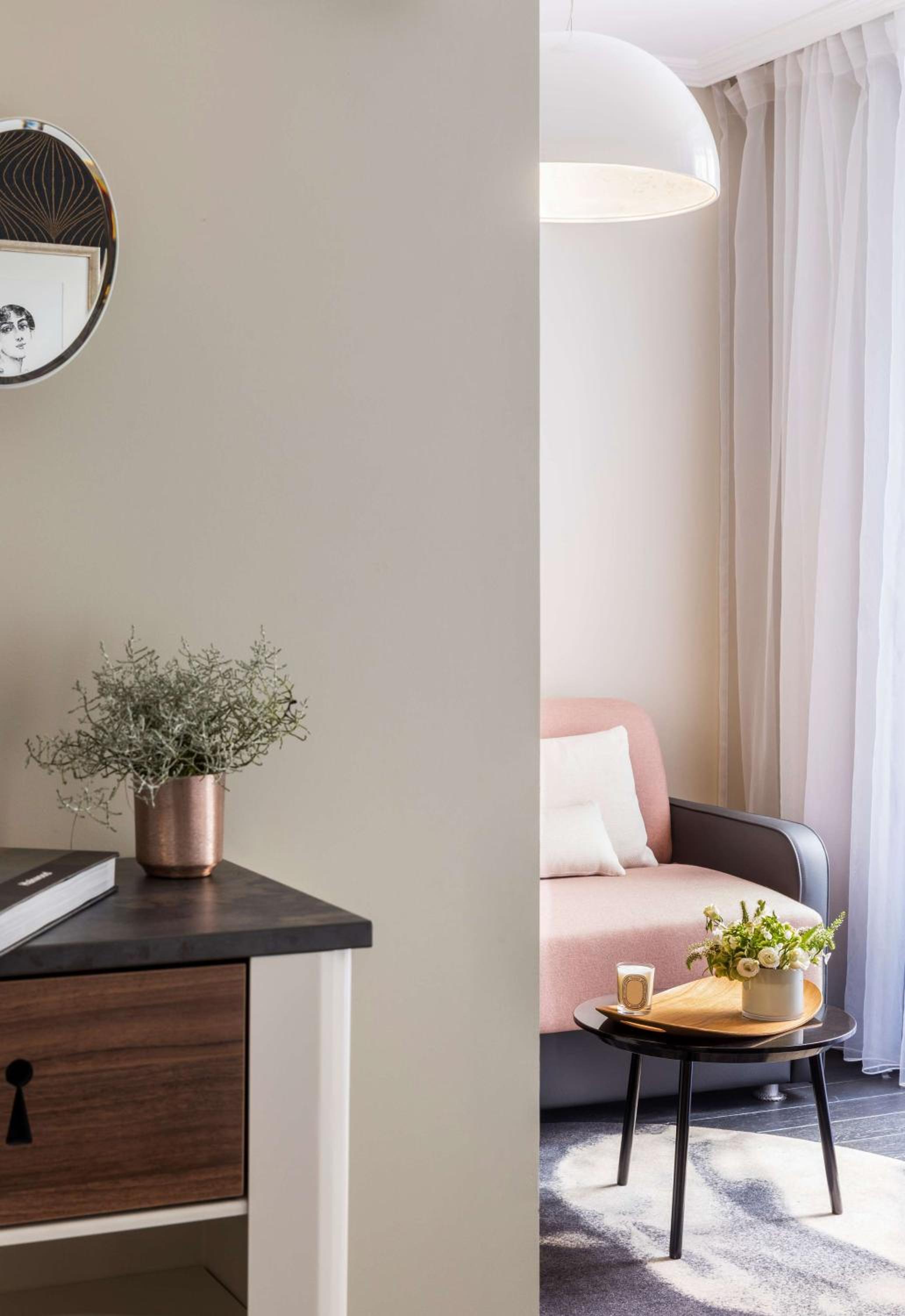 Junior King Suite with Sofa Bed with Access to Relaxation Area