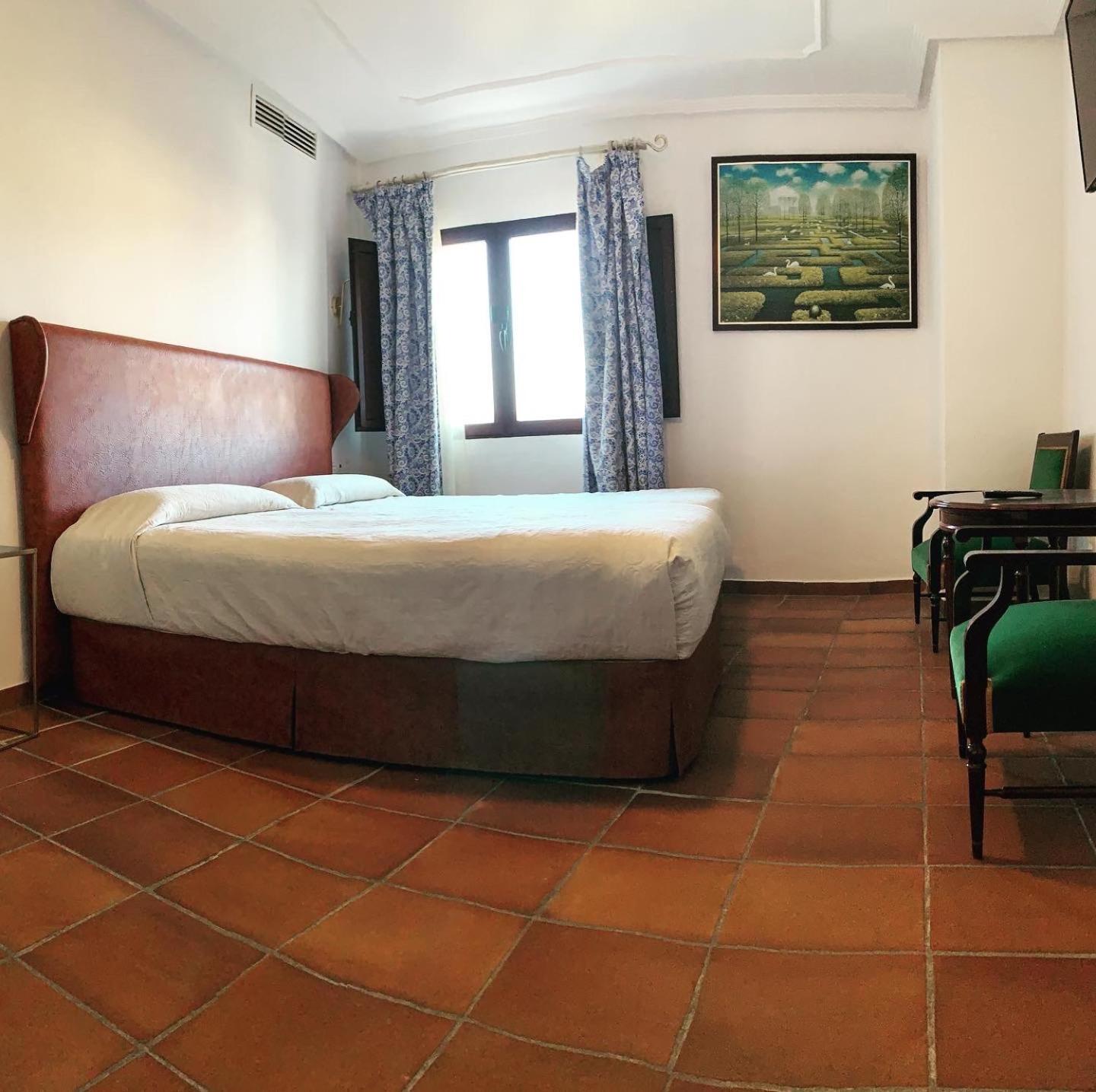 Double or Twin Room with view to Puente Nuevo	