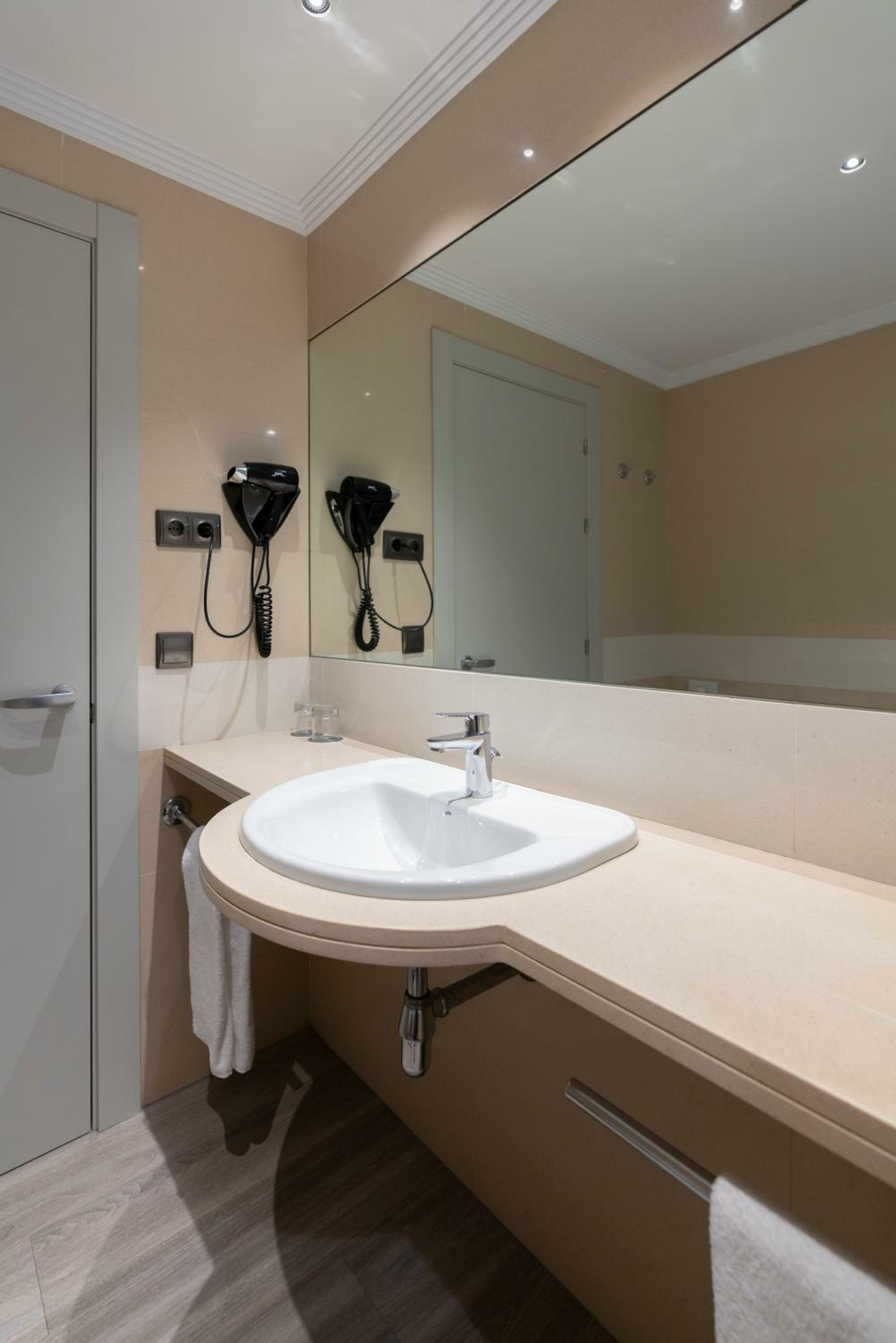 Comfort Double or Twin Room