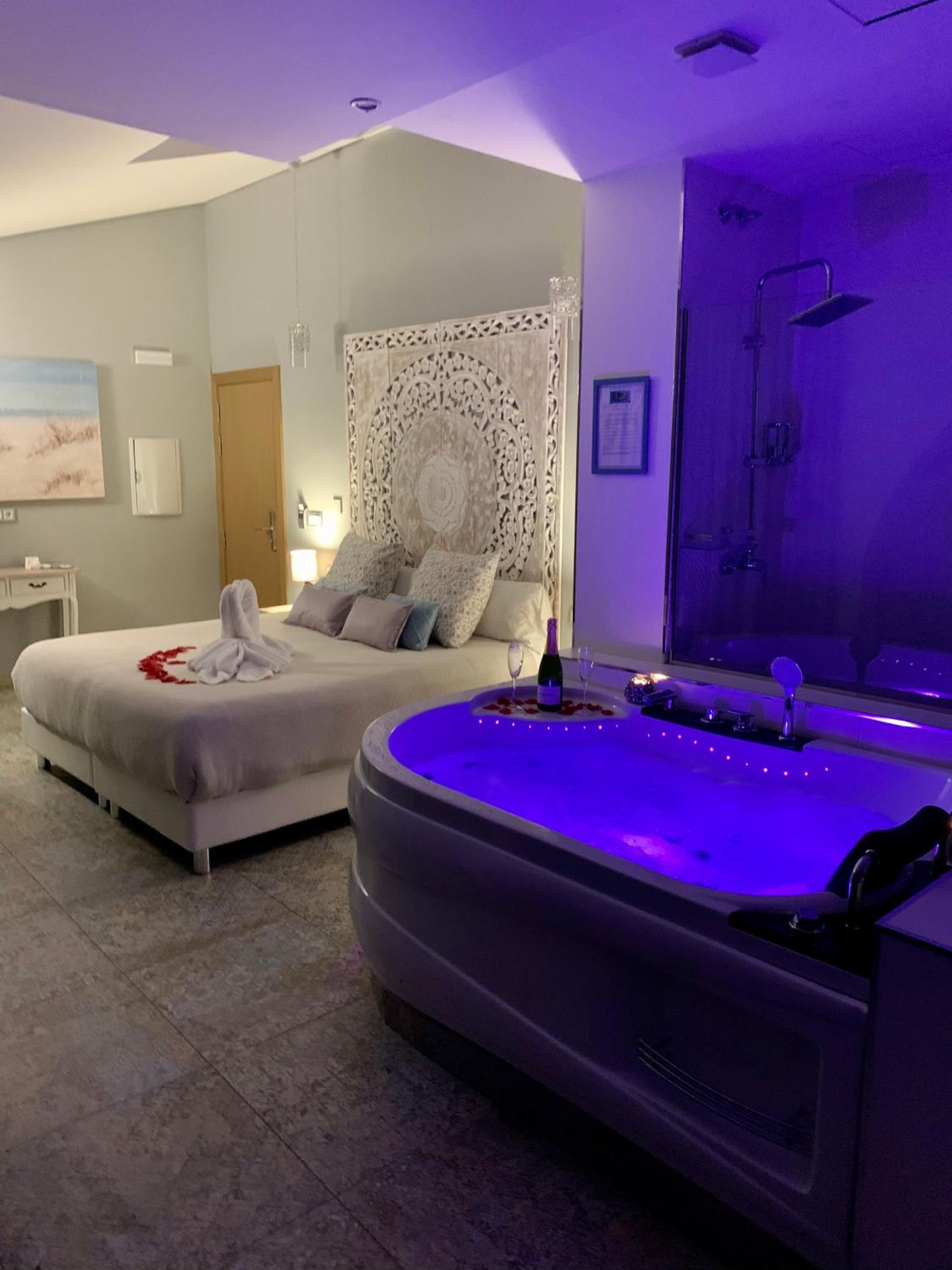 Suite with Jacuzzi