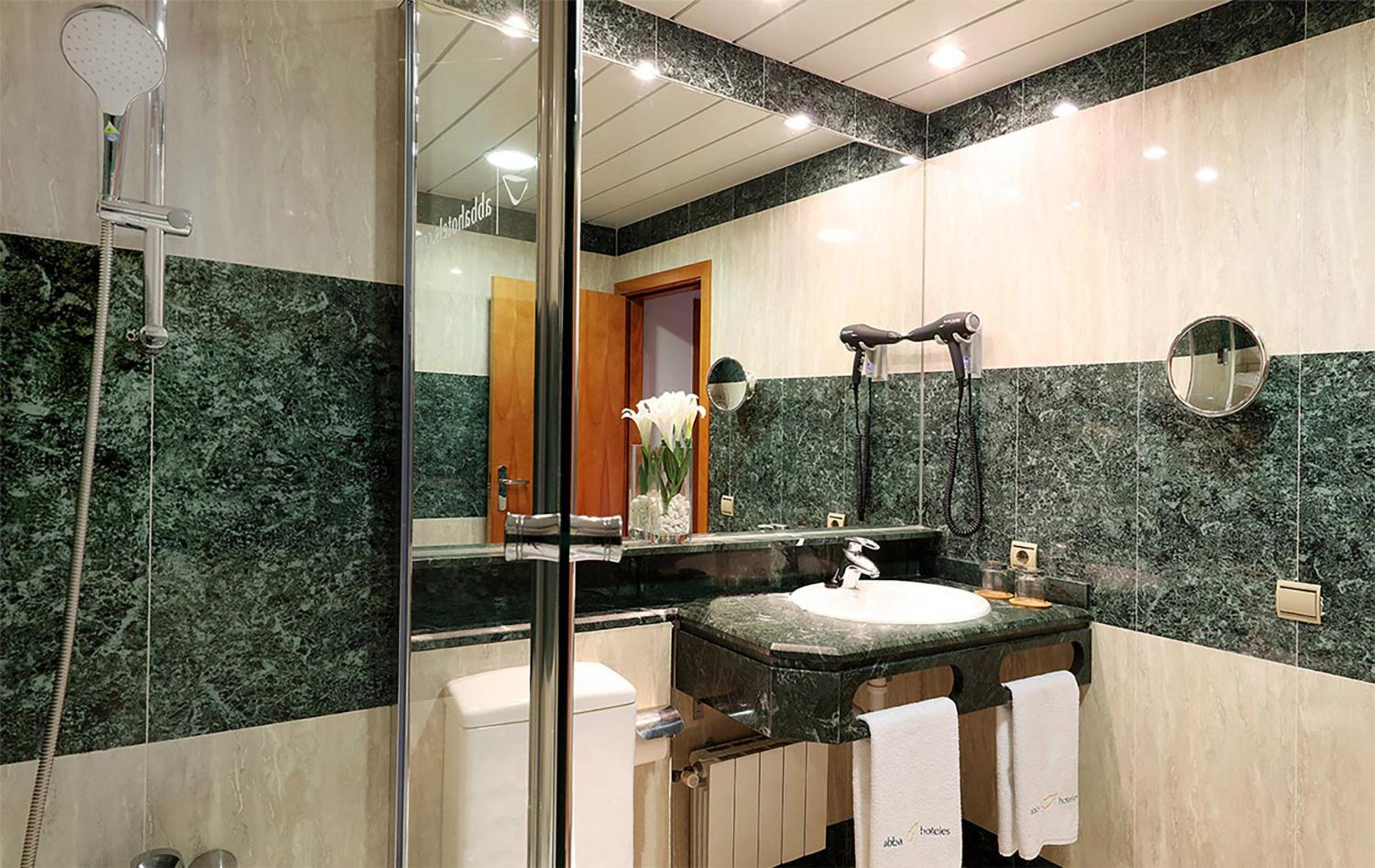 Comfort Double or Twin Room (1-2 Adults)