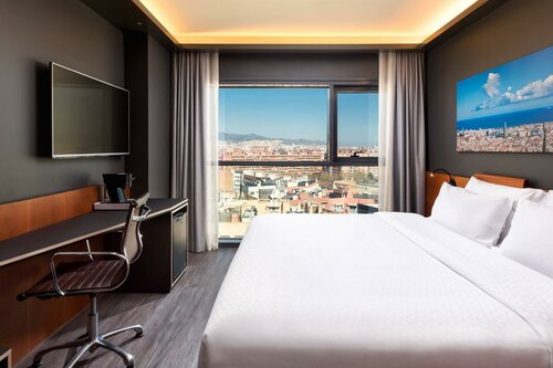 Premium King Room with City View в Four Points by Sheraton Barcelona Diagonal