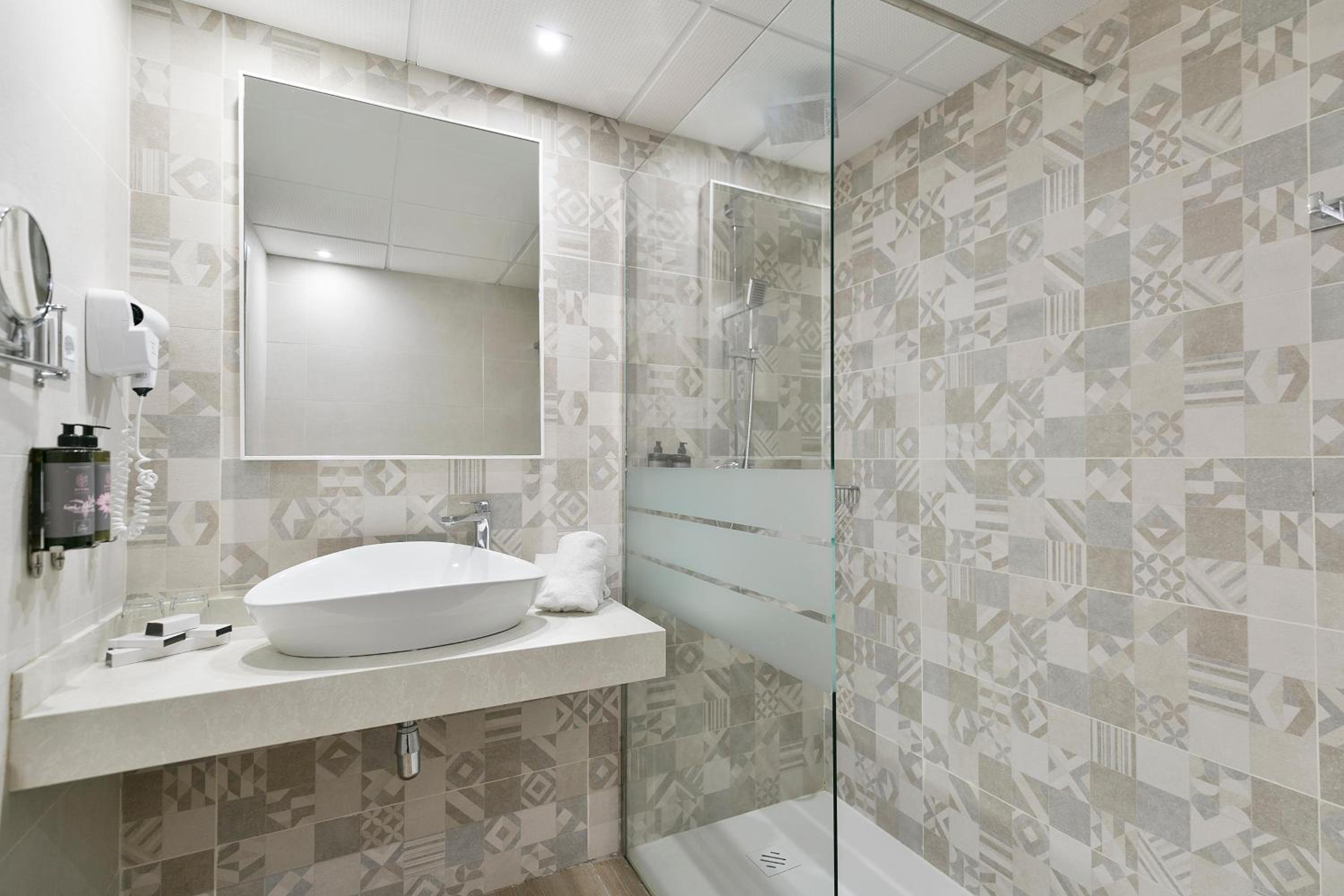 Double Room with Pool View (2 Adults + 1 Child)