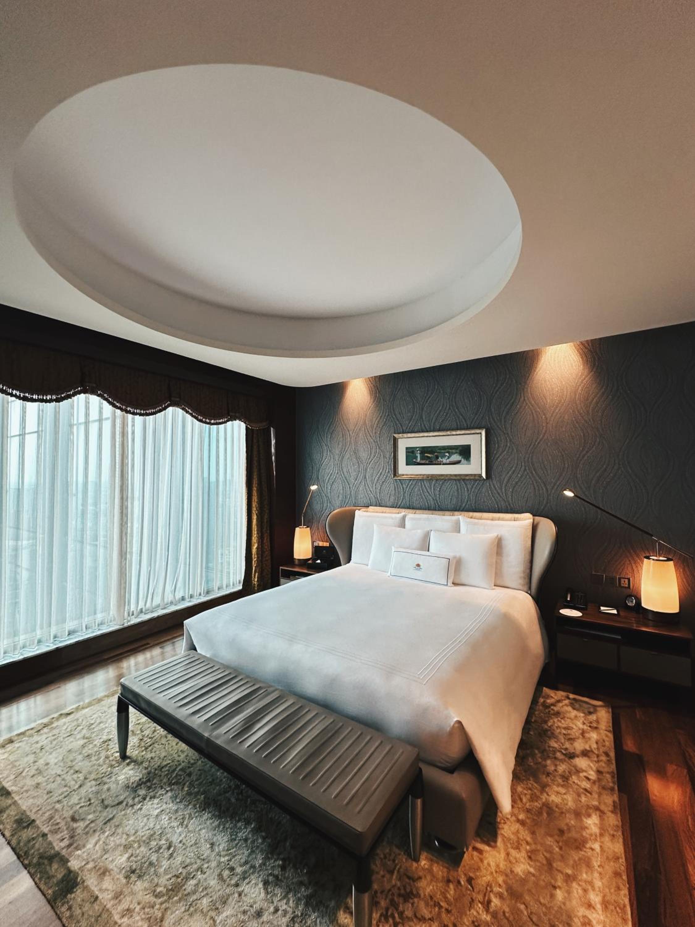 Executive Suite High Floor with Executive Lounge Access