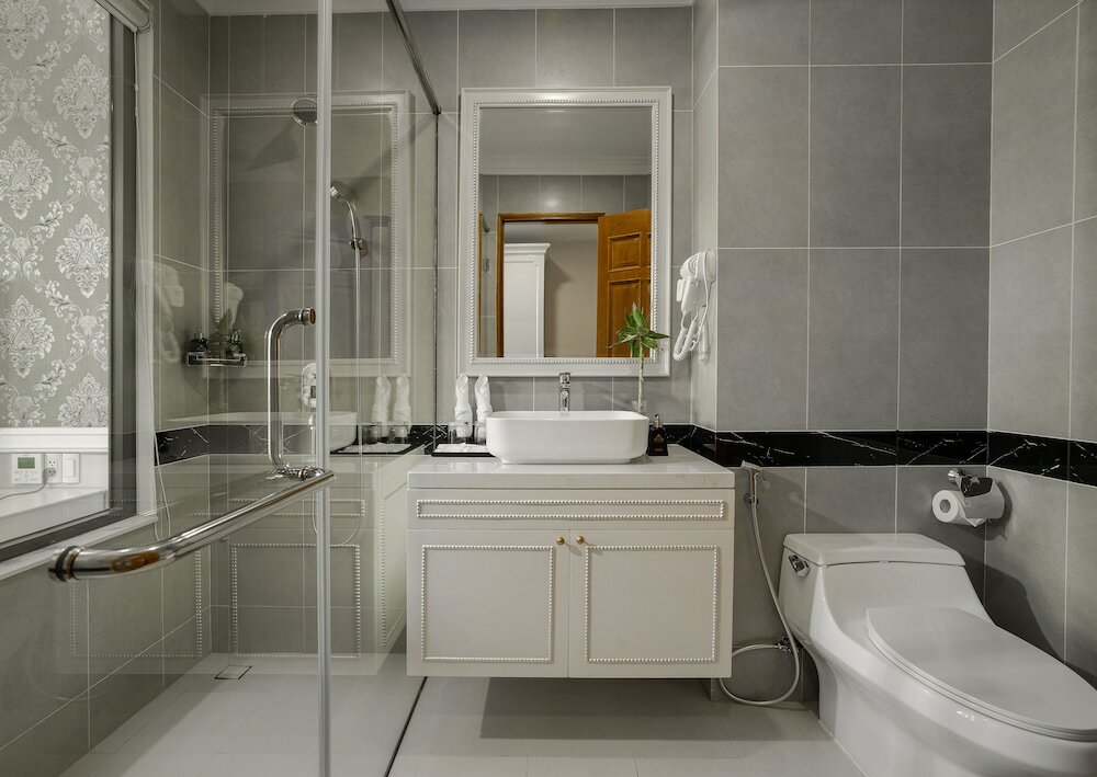 Deluxe Room, City View