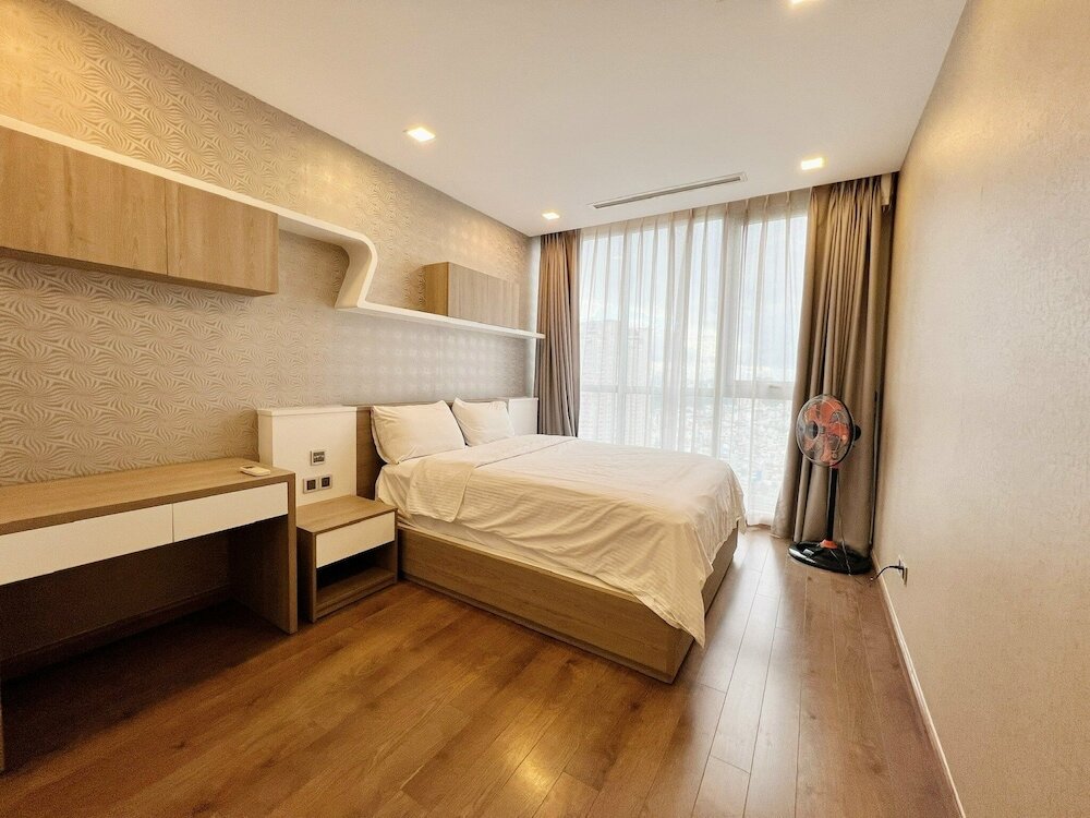 City Apartment, 3 Bedrooms
