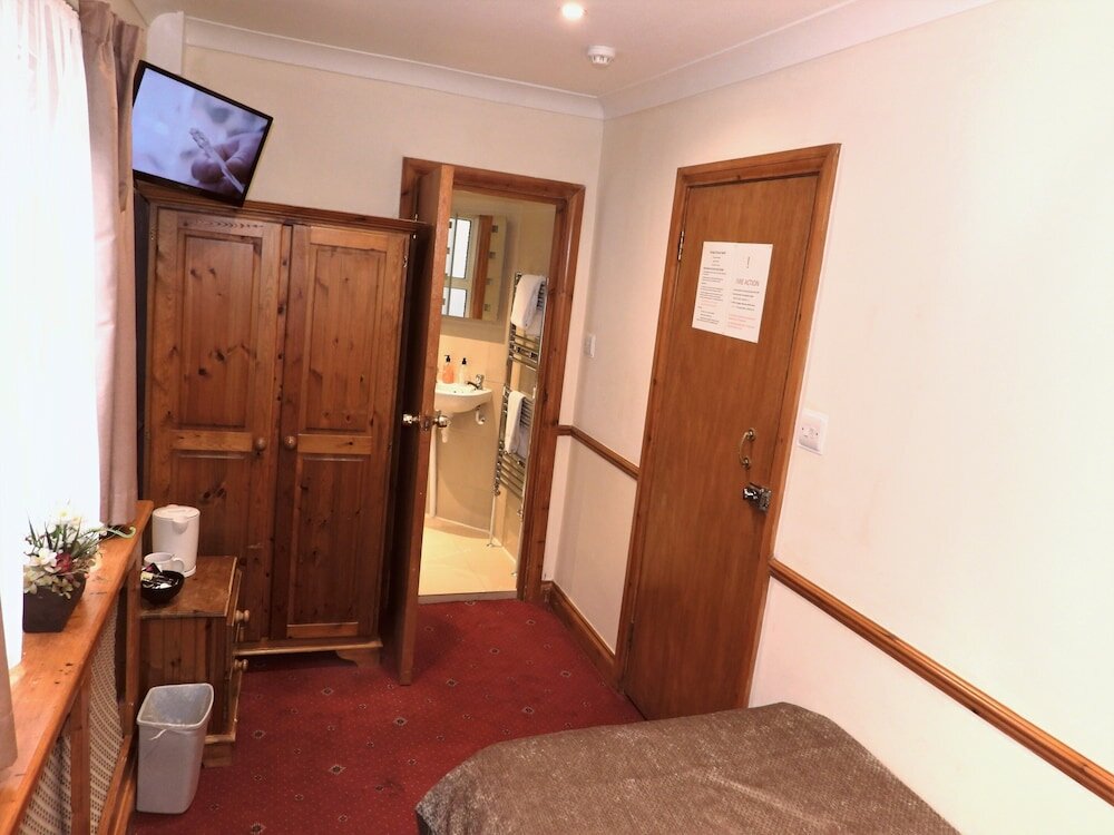 Standard Single Room