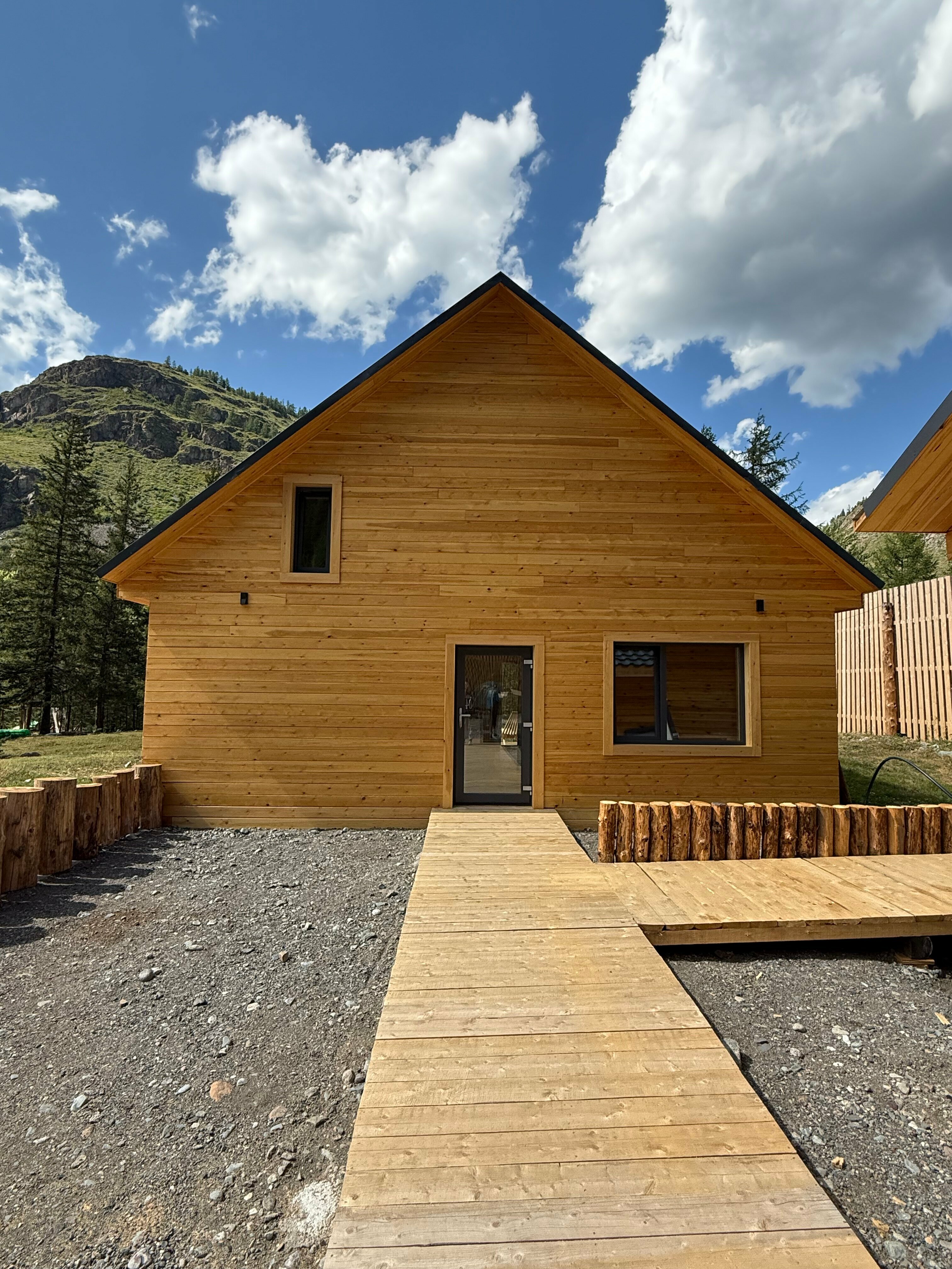 Коттедж с видом на горы