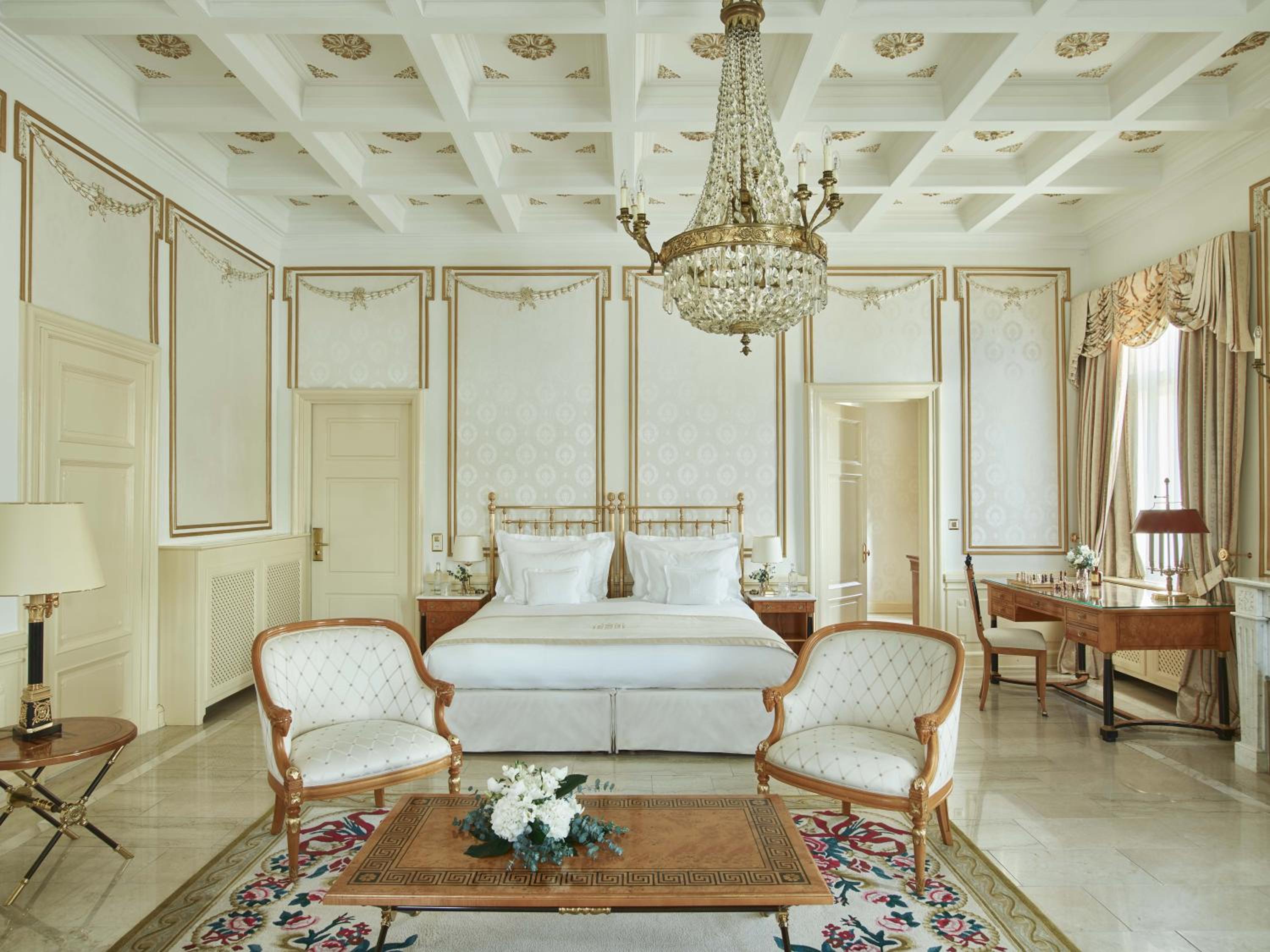 Ritz Suite With Lake View