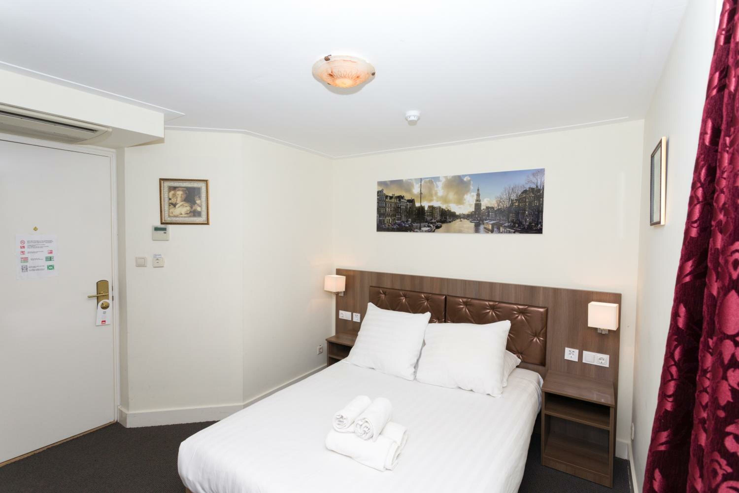 Standard Single Room with Shower