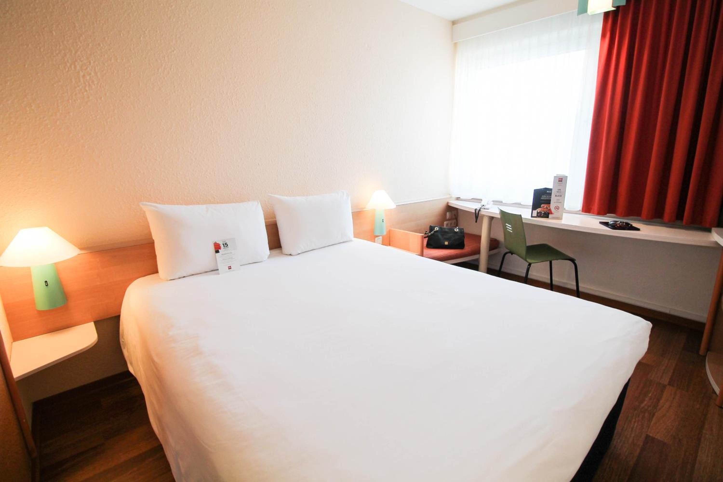 Standard King Room