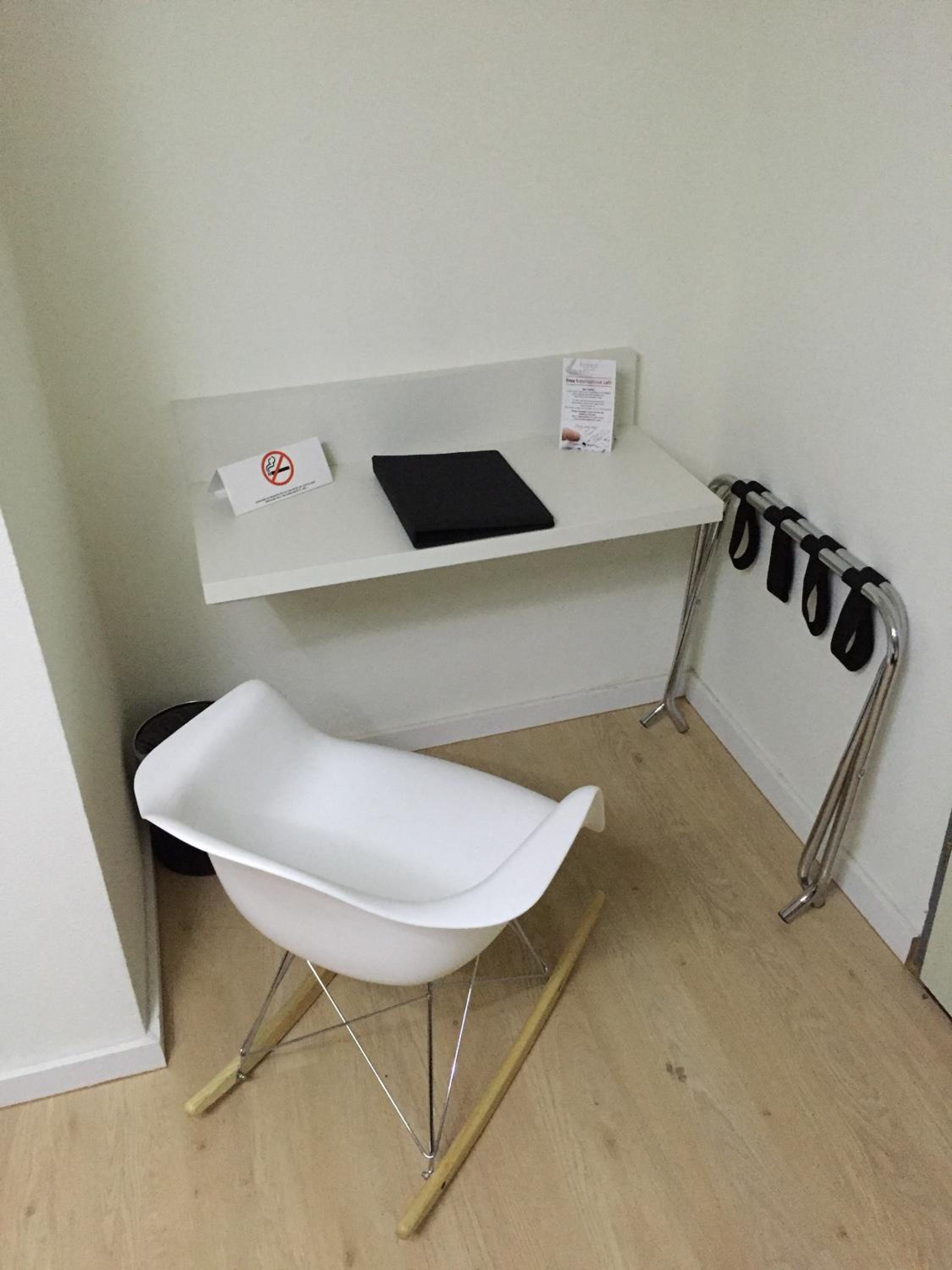 Budget Twin Room without Window