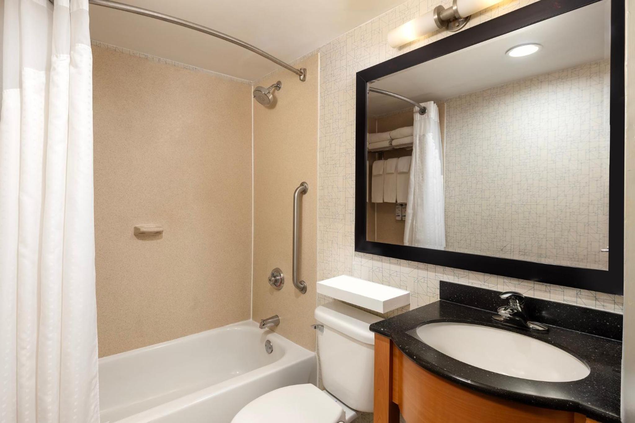 Double Room with Two Double Beds - Non-Smoking