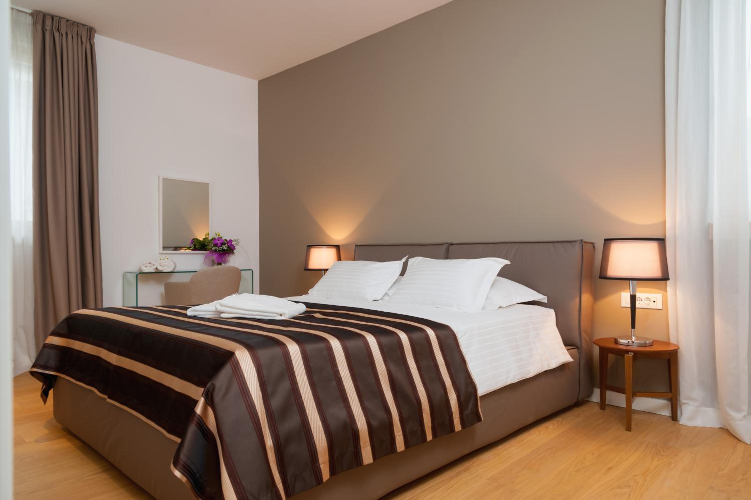 Luxury Two-Bedroom Suite