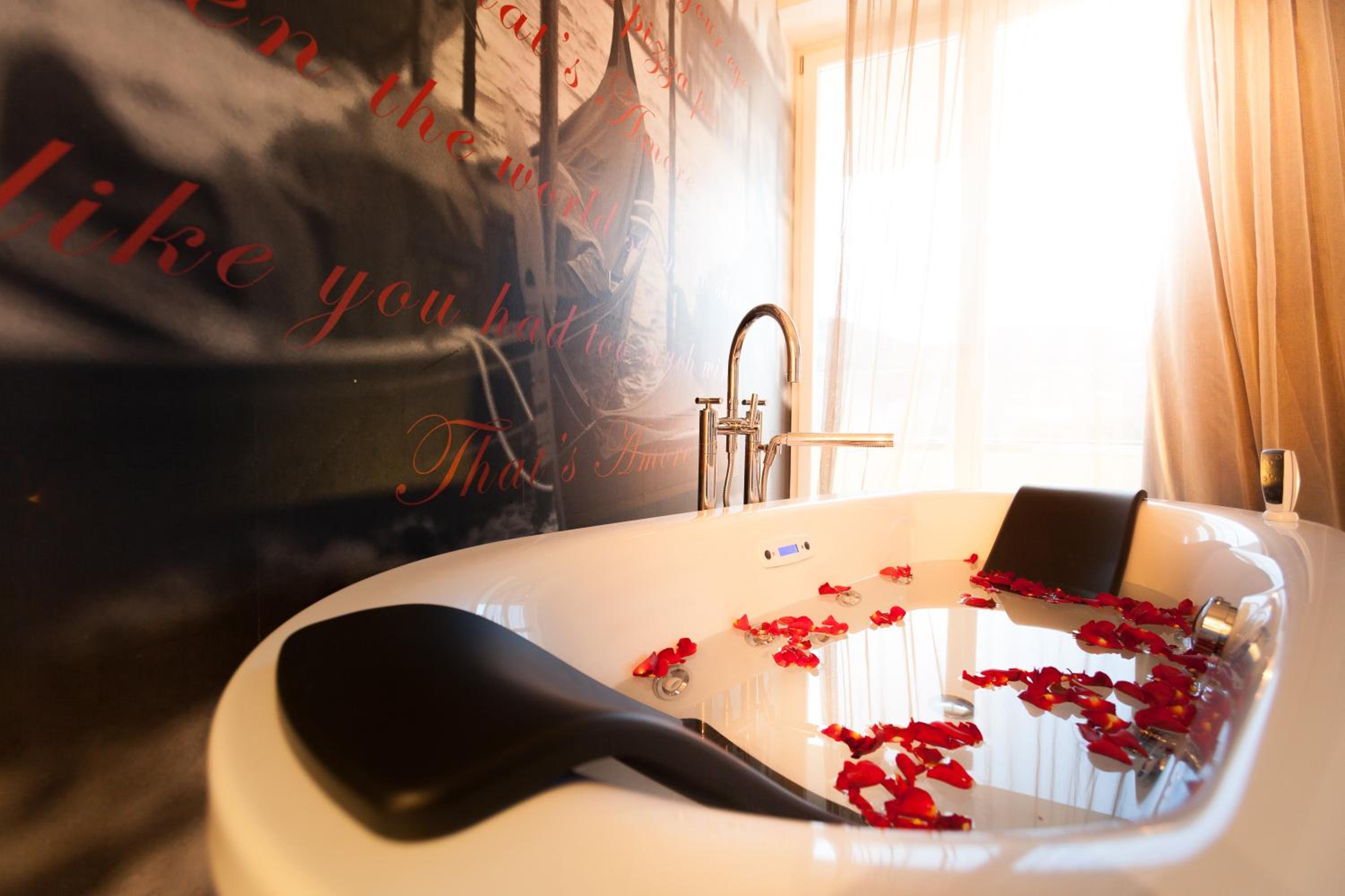 Double Room with Spa Bath