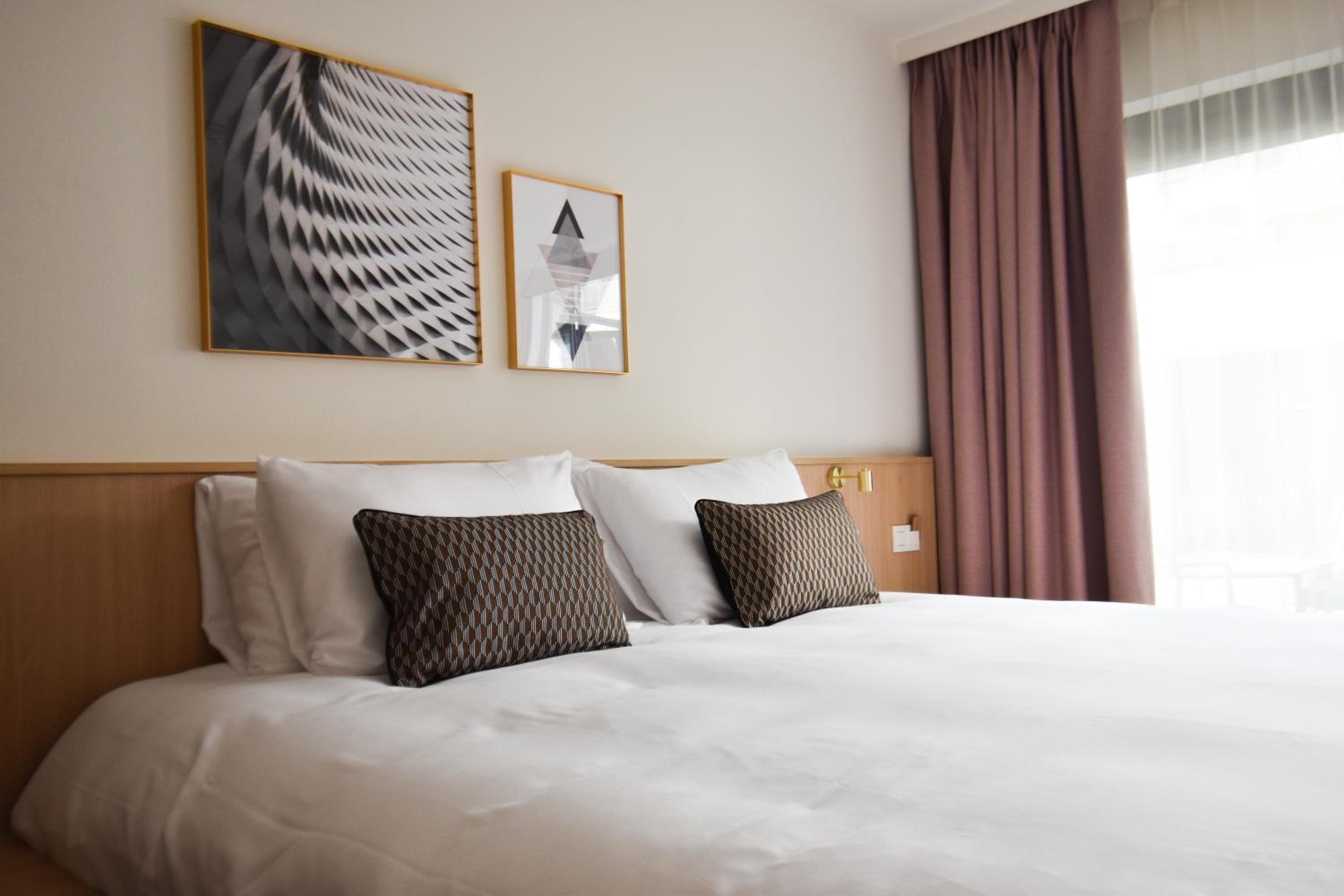 Double or Twin Room with Terrace