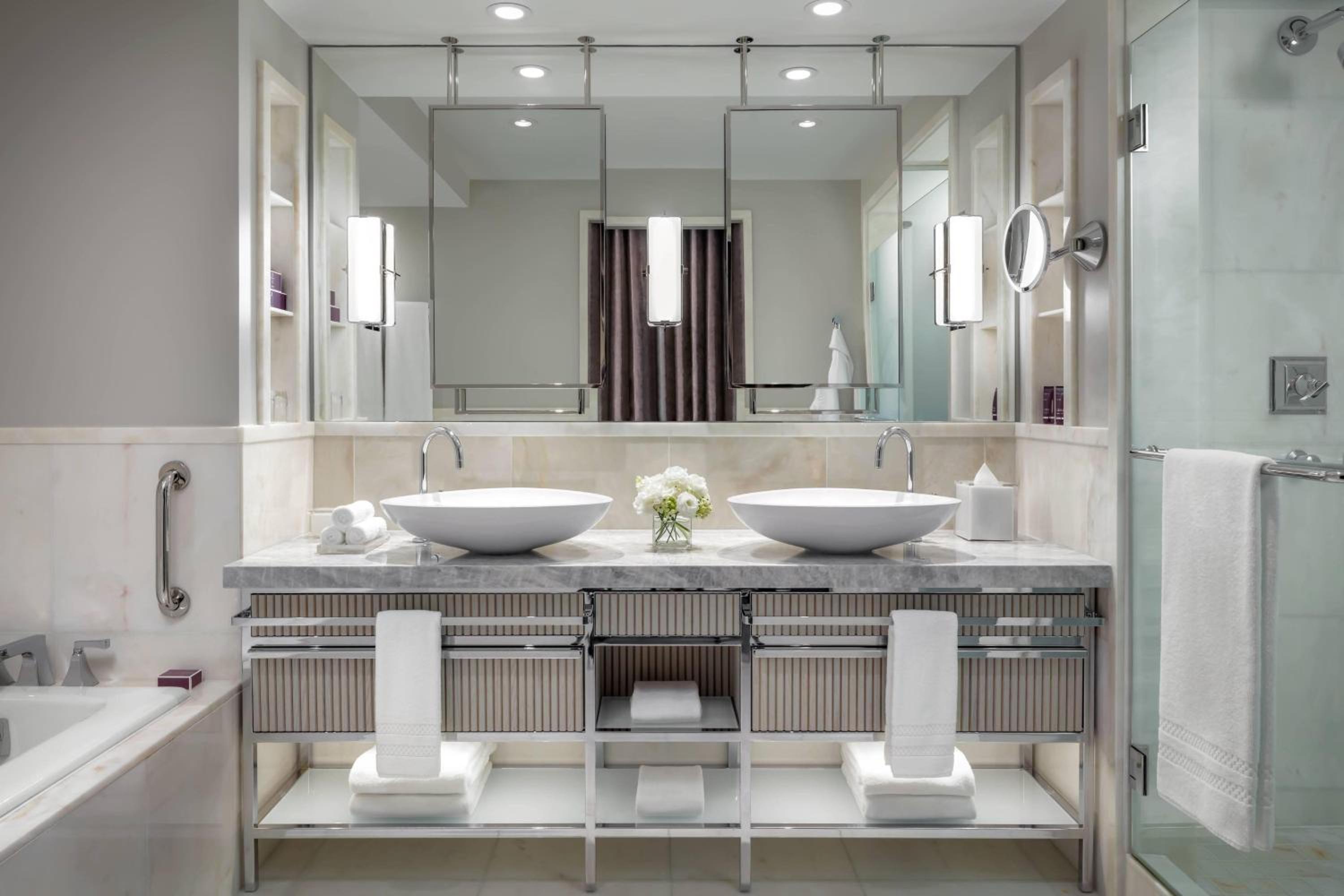 Club Lounge Access City View Corner Suite -1 King bed, living room with sofabed