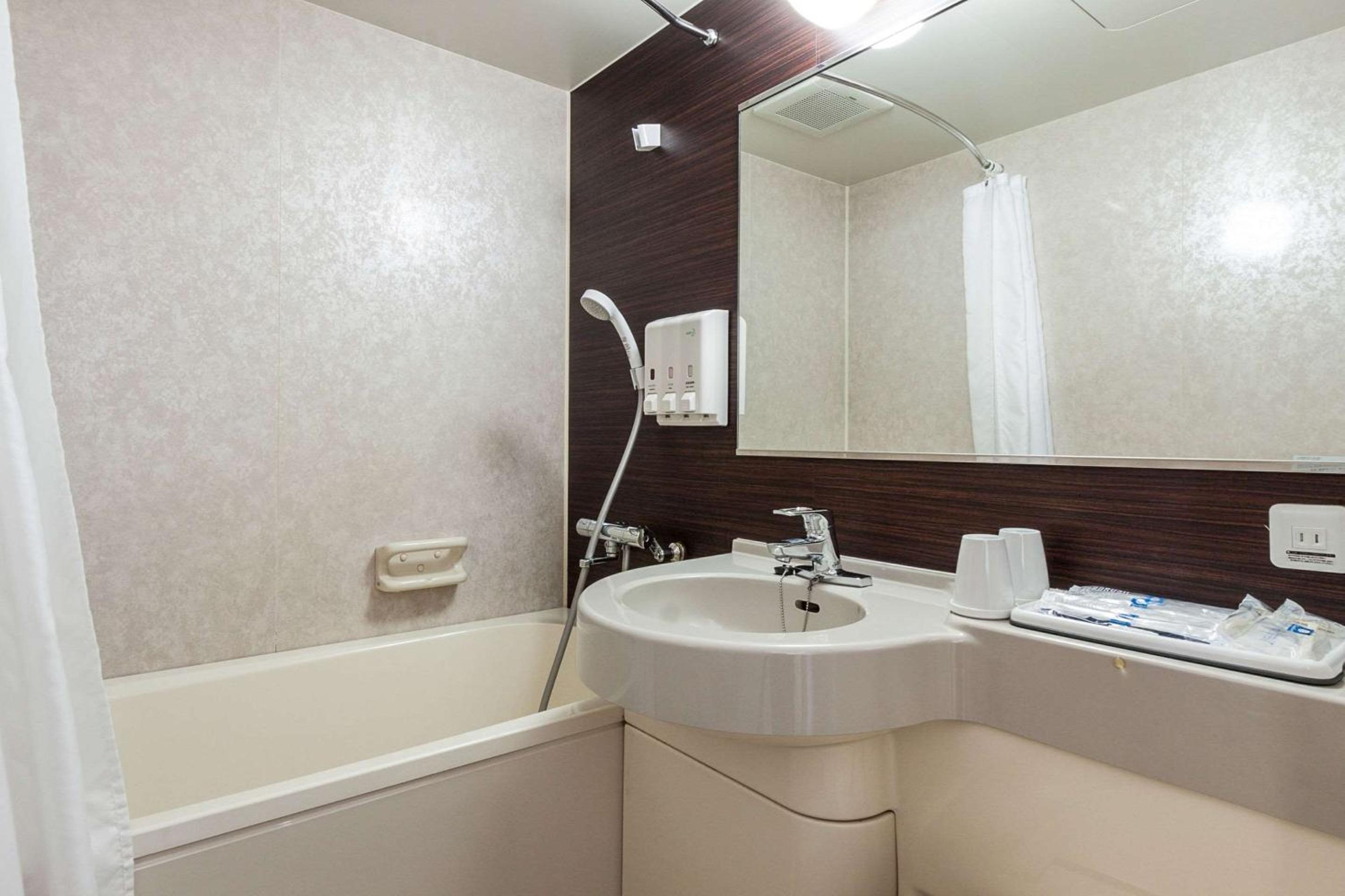 Double Room - Non-Smoking 