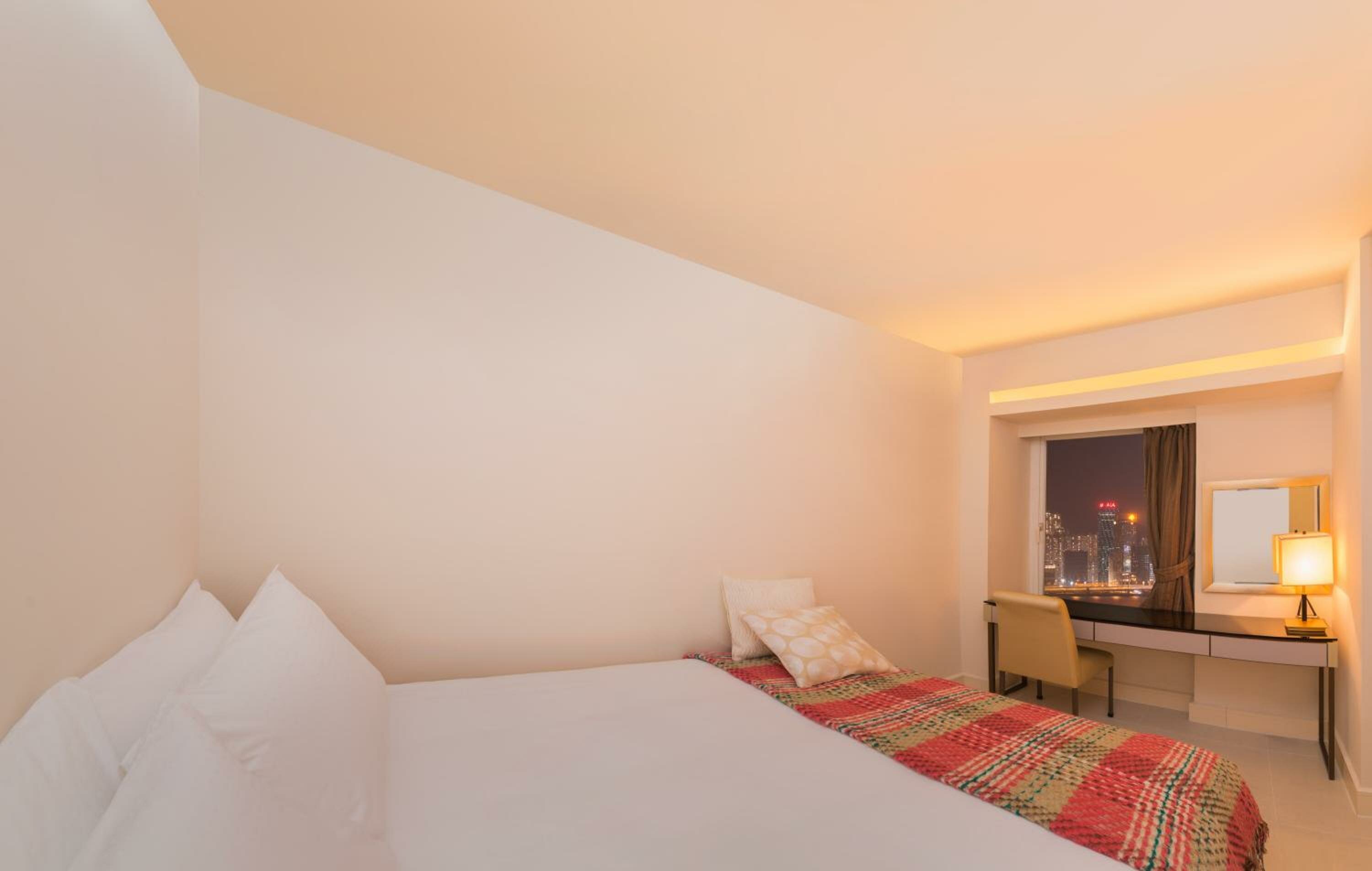 Special Offer : 28 Nights Consecutive Stay in Two Bedroom Quad Suite with Harbor View