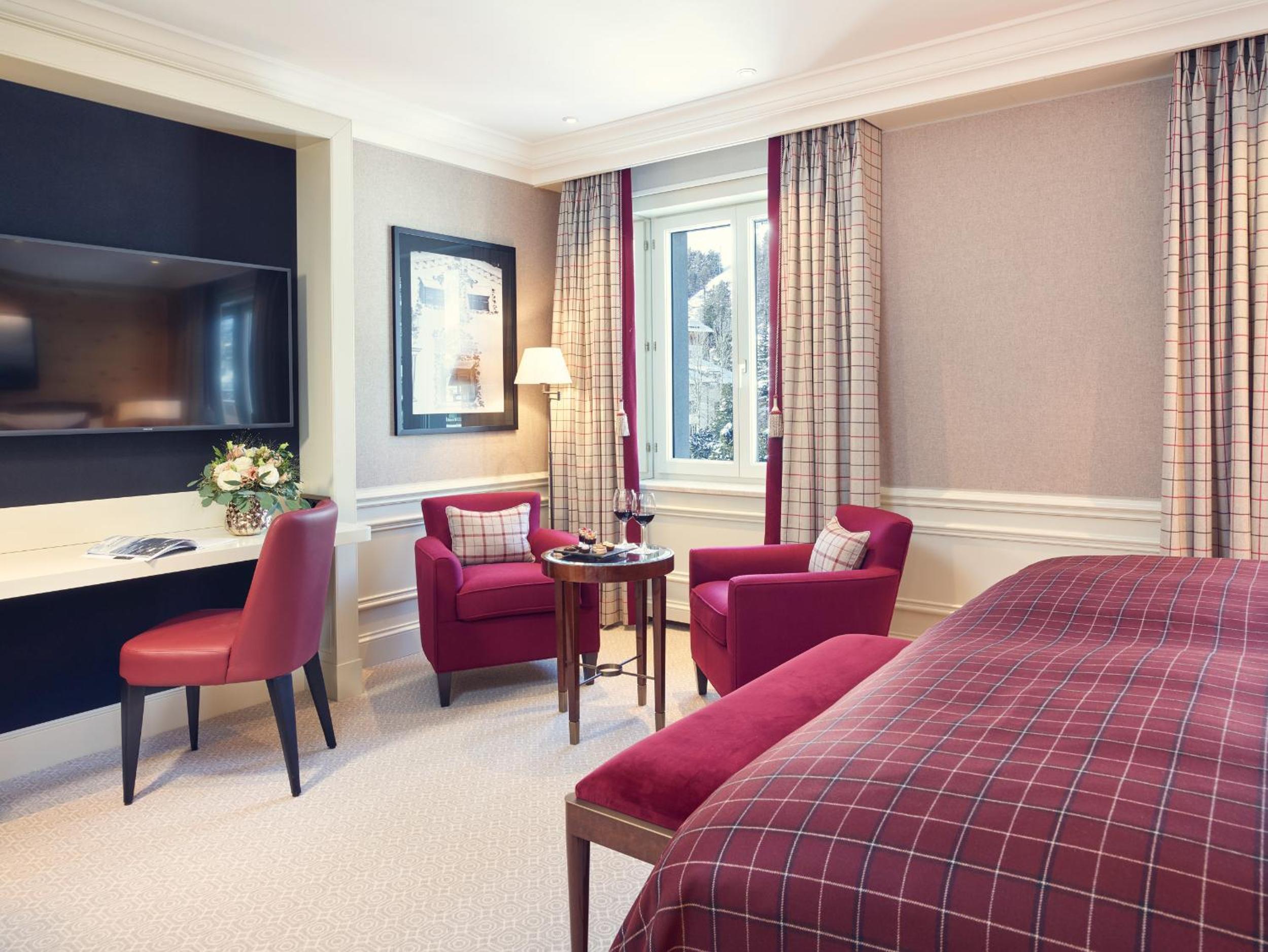 Double Superior Village Side