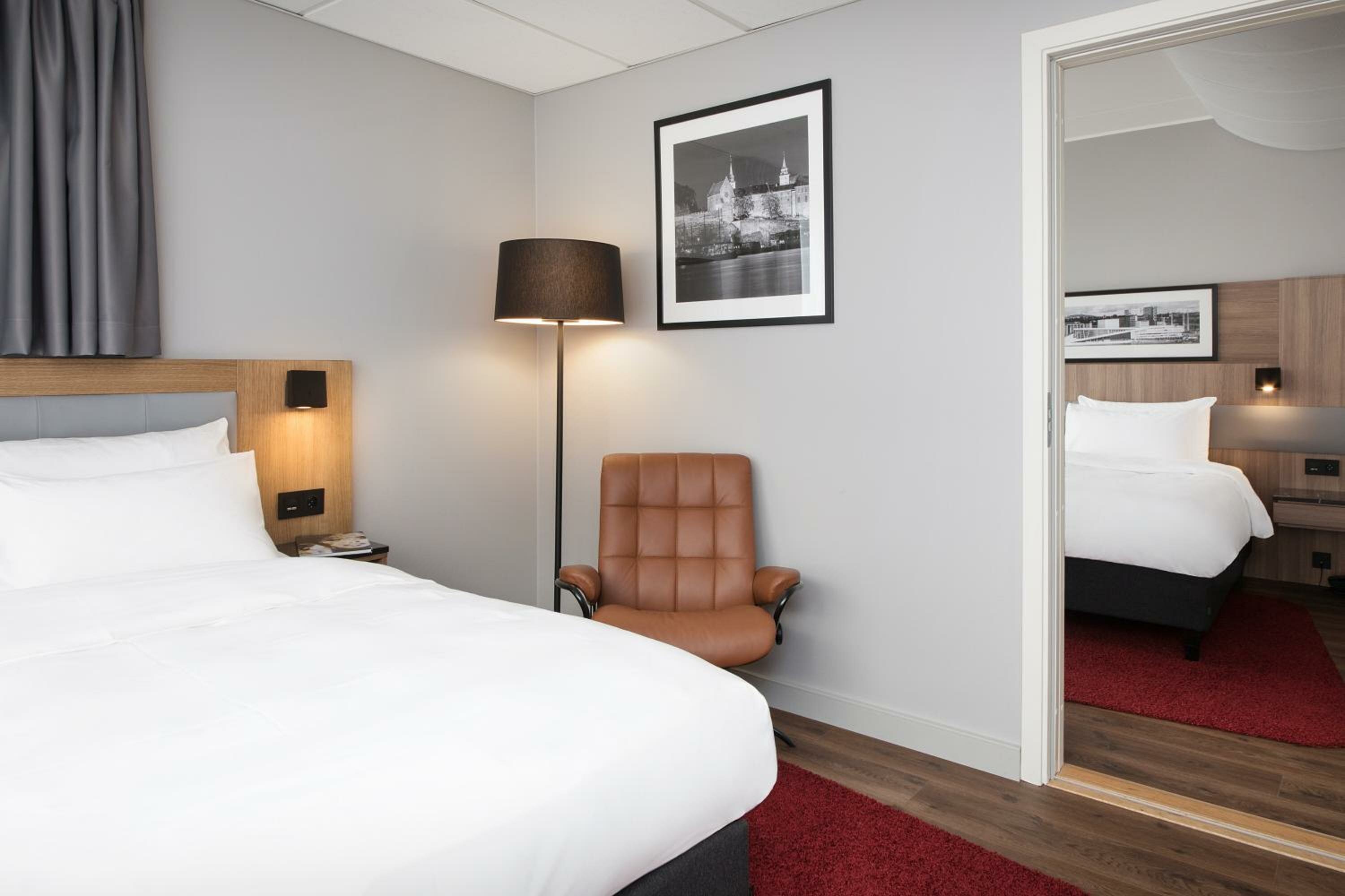 Family Room (2 Adults + 2 Children)