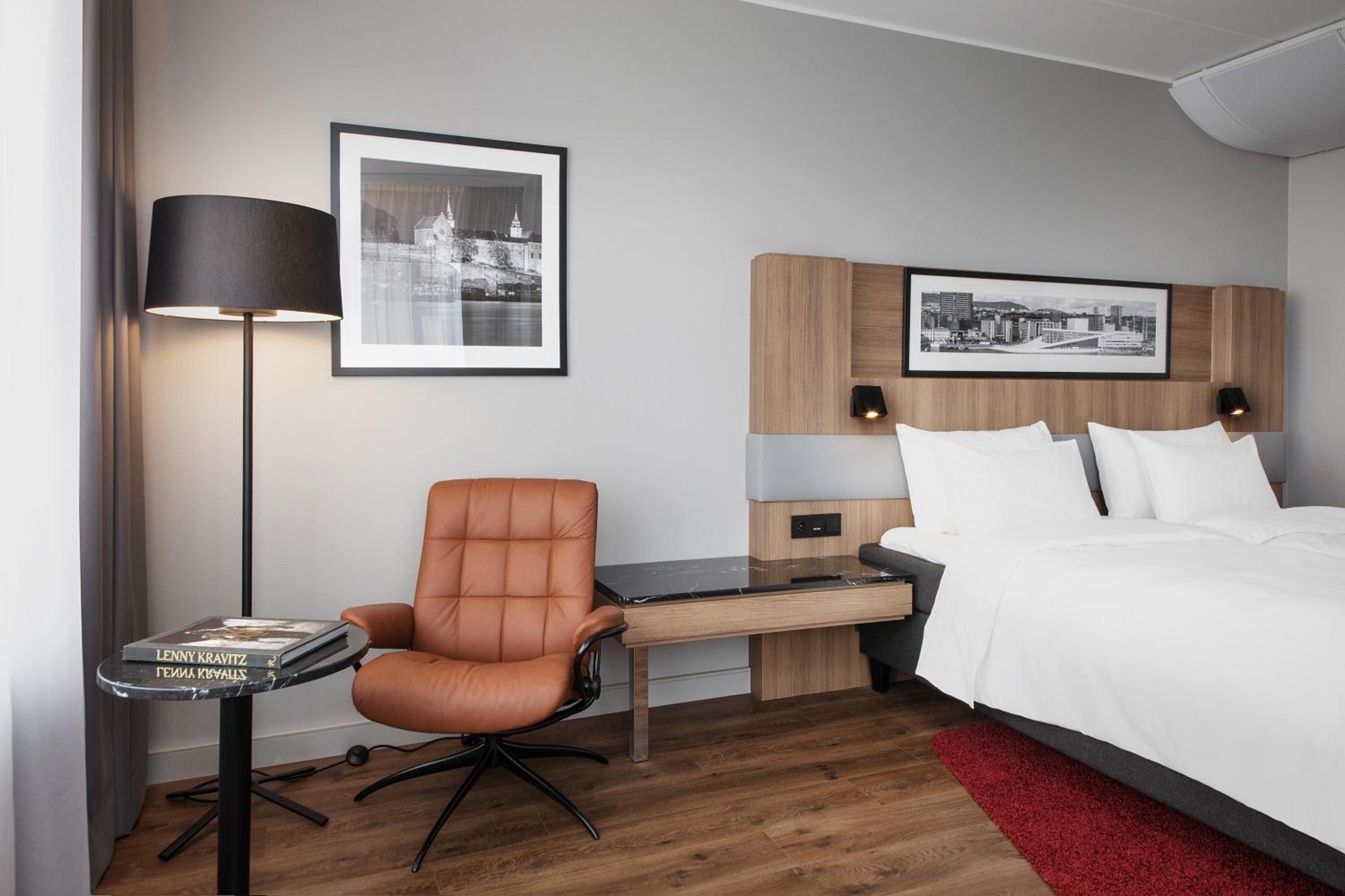 Family Room (2 Adults + 2 Children)