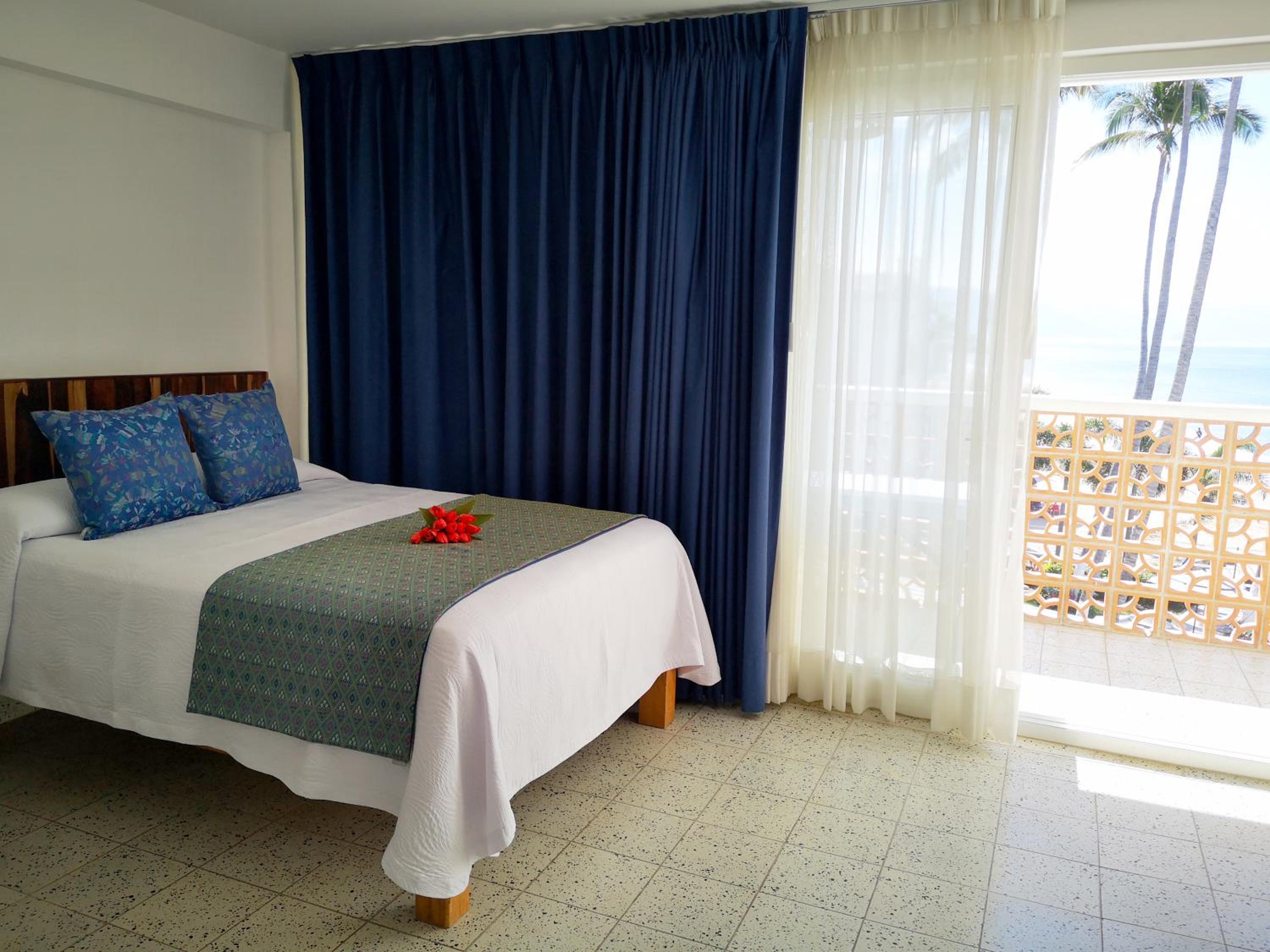 Double Room with Two Double Beds and Ocean View