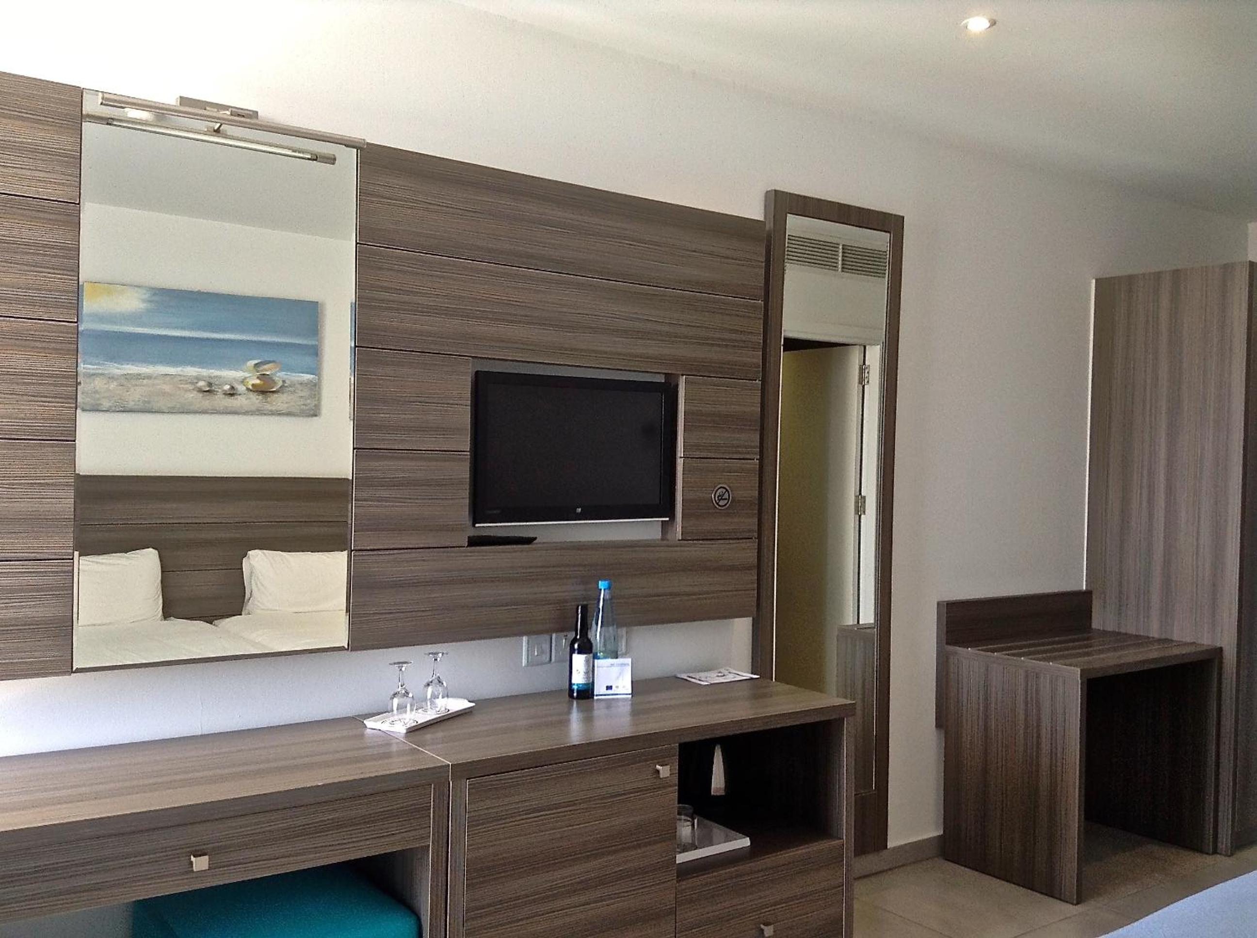 Superior Double or Twin Room with Sea View