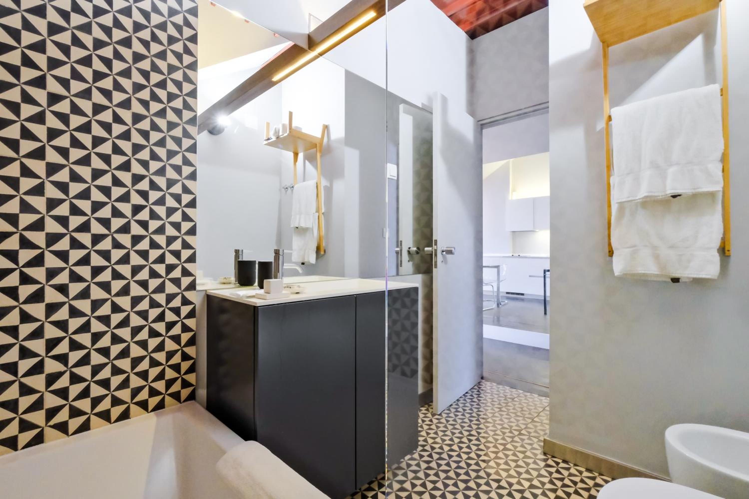 Penthouse Apartment (4 Adults)