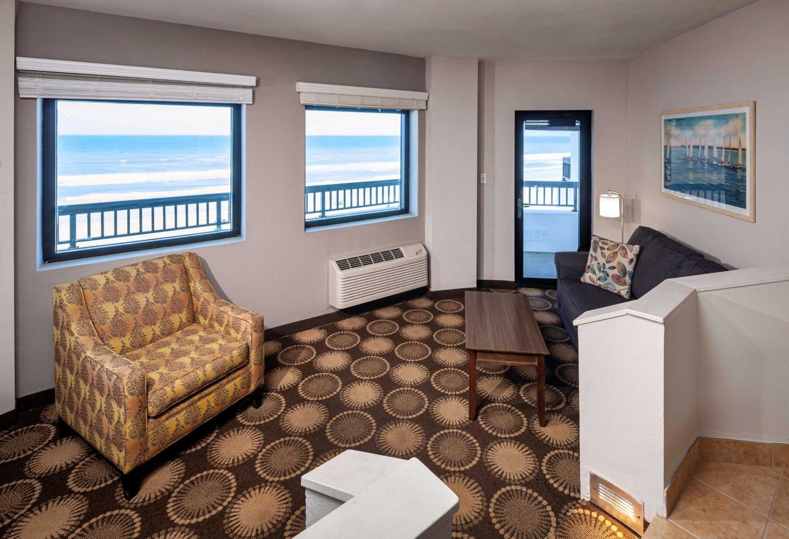 One-Bedroom King Suite with Balcony and Oceanfront