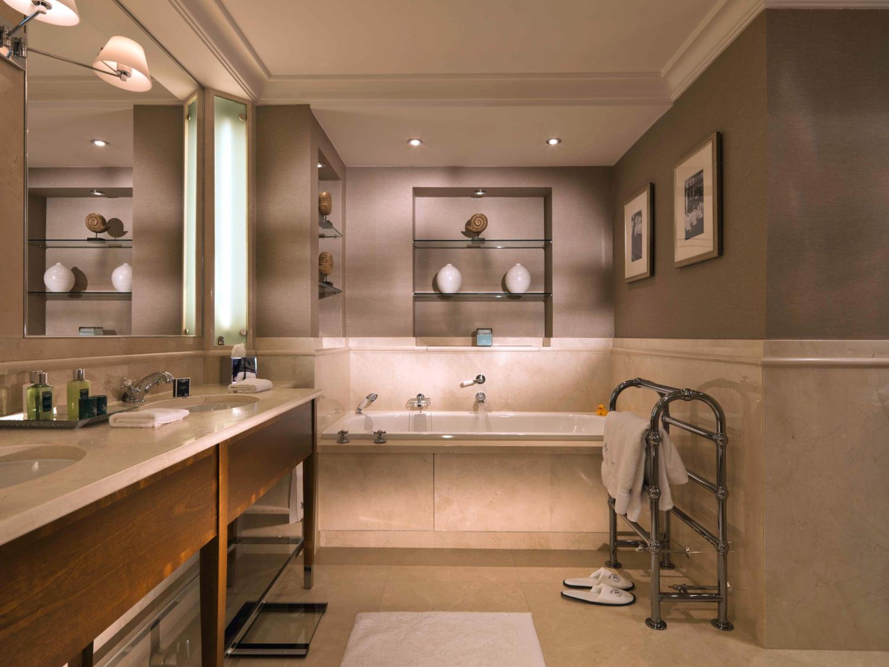 Executive Junior Suite
