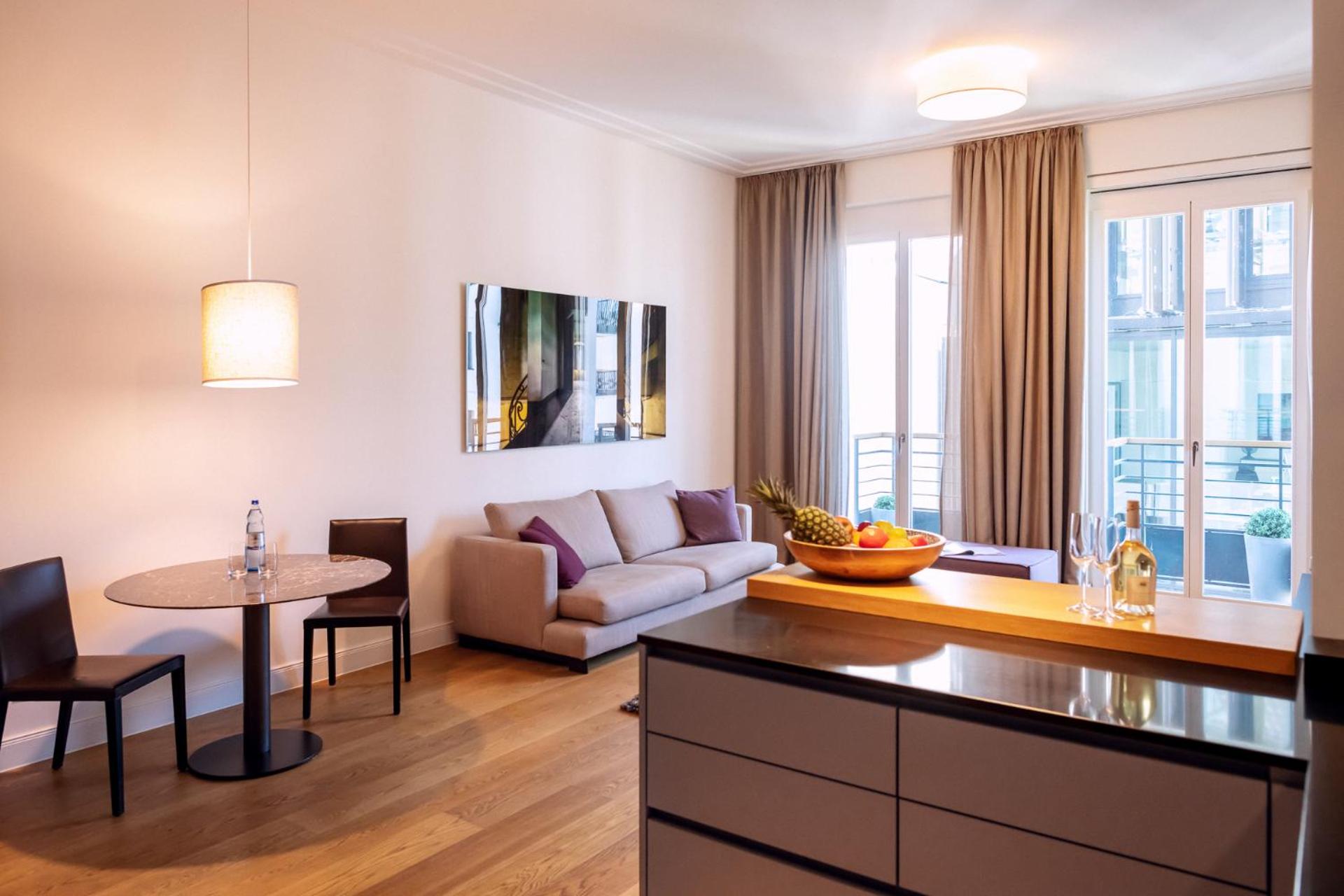 One-Bedroom Apartment