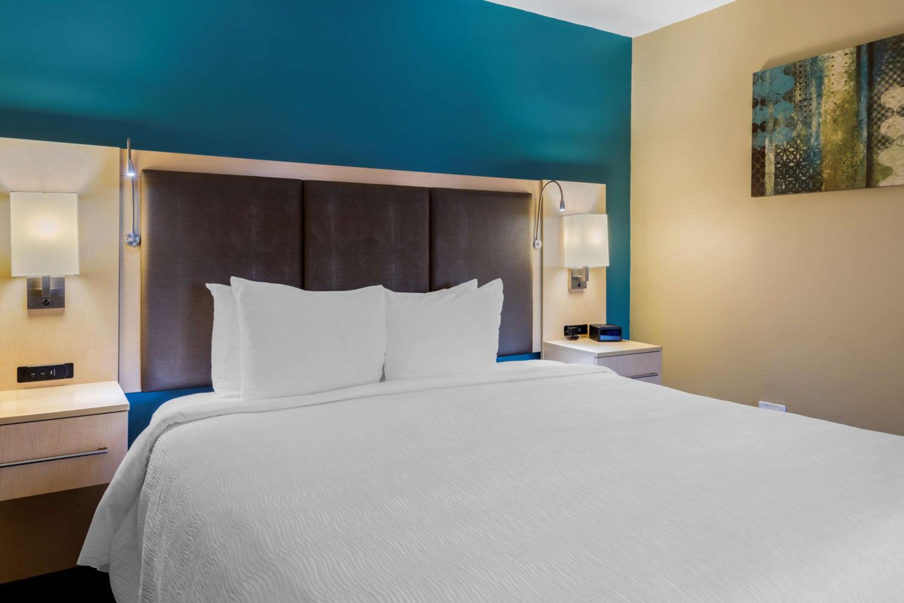 King Room - Non-Smoking