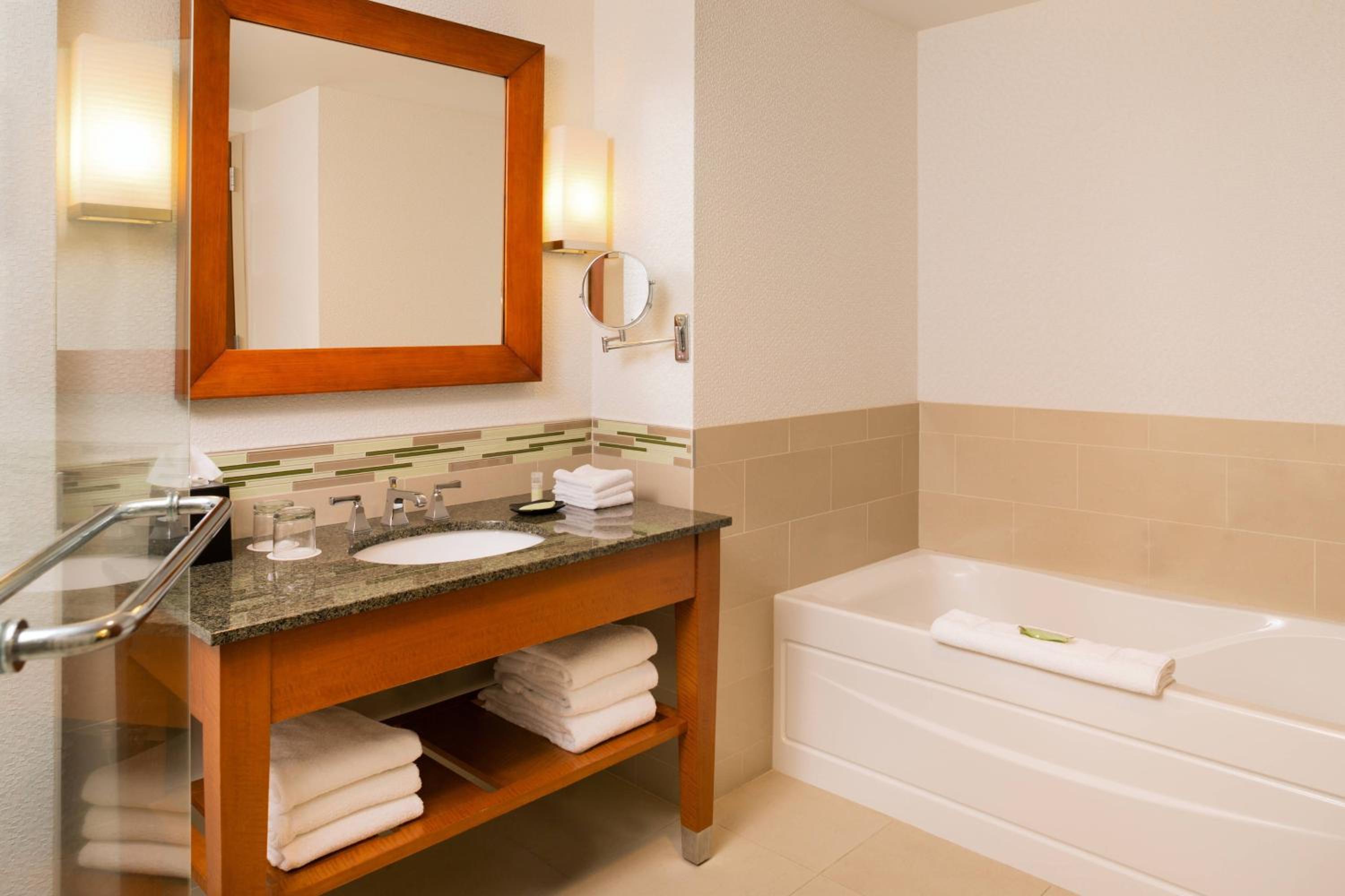 Traditional, Guest room, 1 King