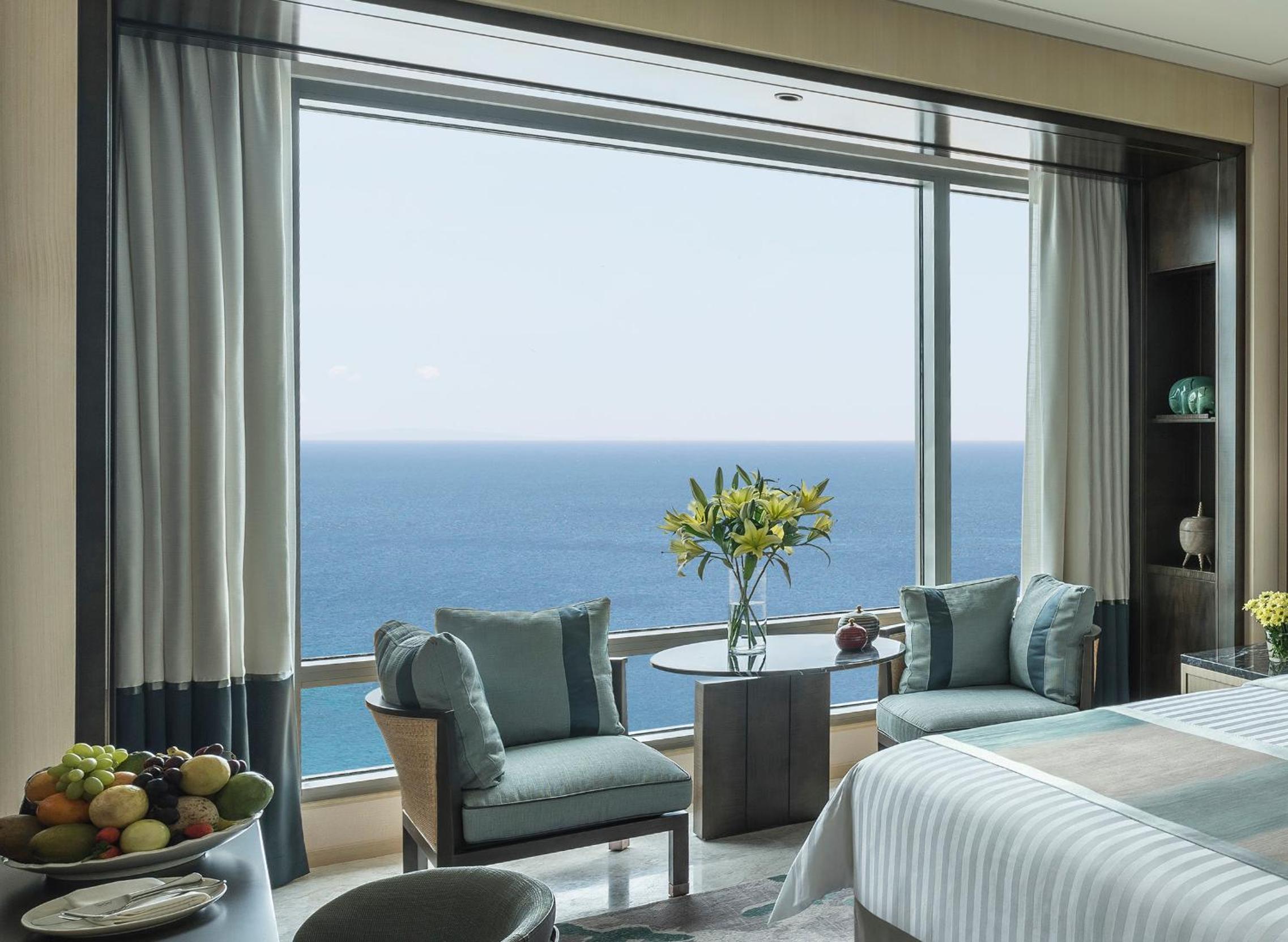 Deluxe Ocean View King