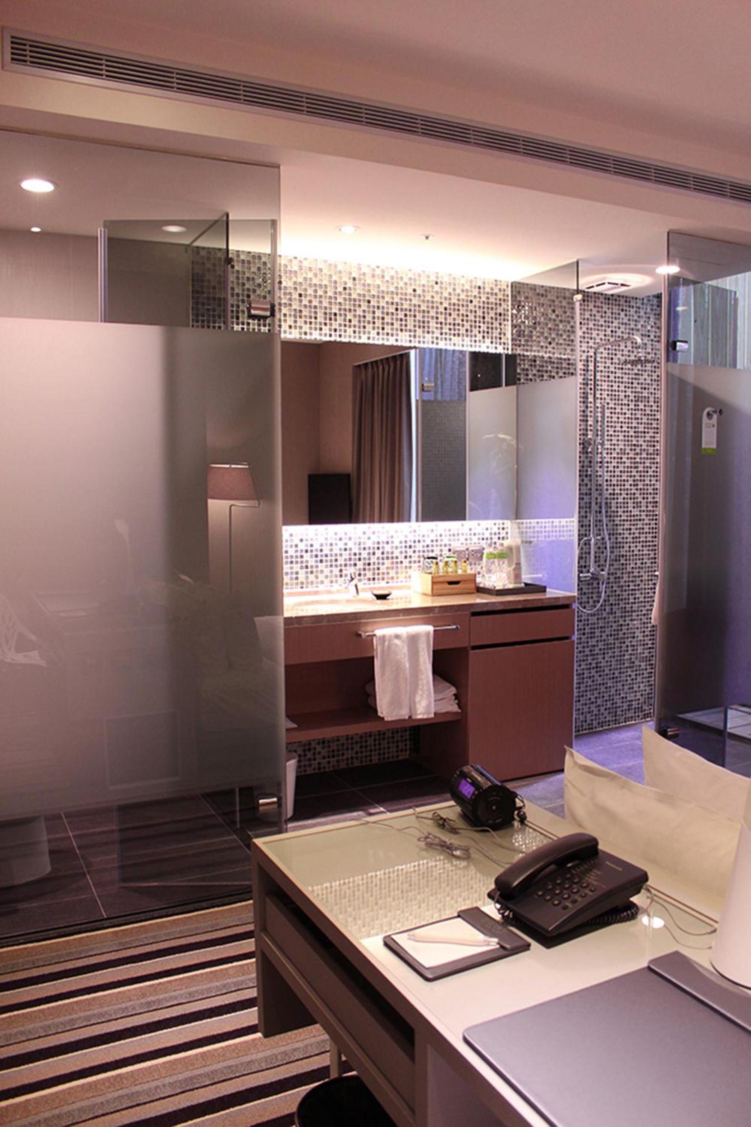 Splendor Double Room without Window (basement)