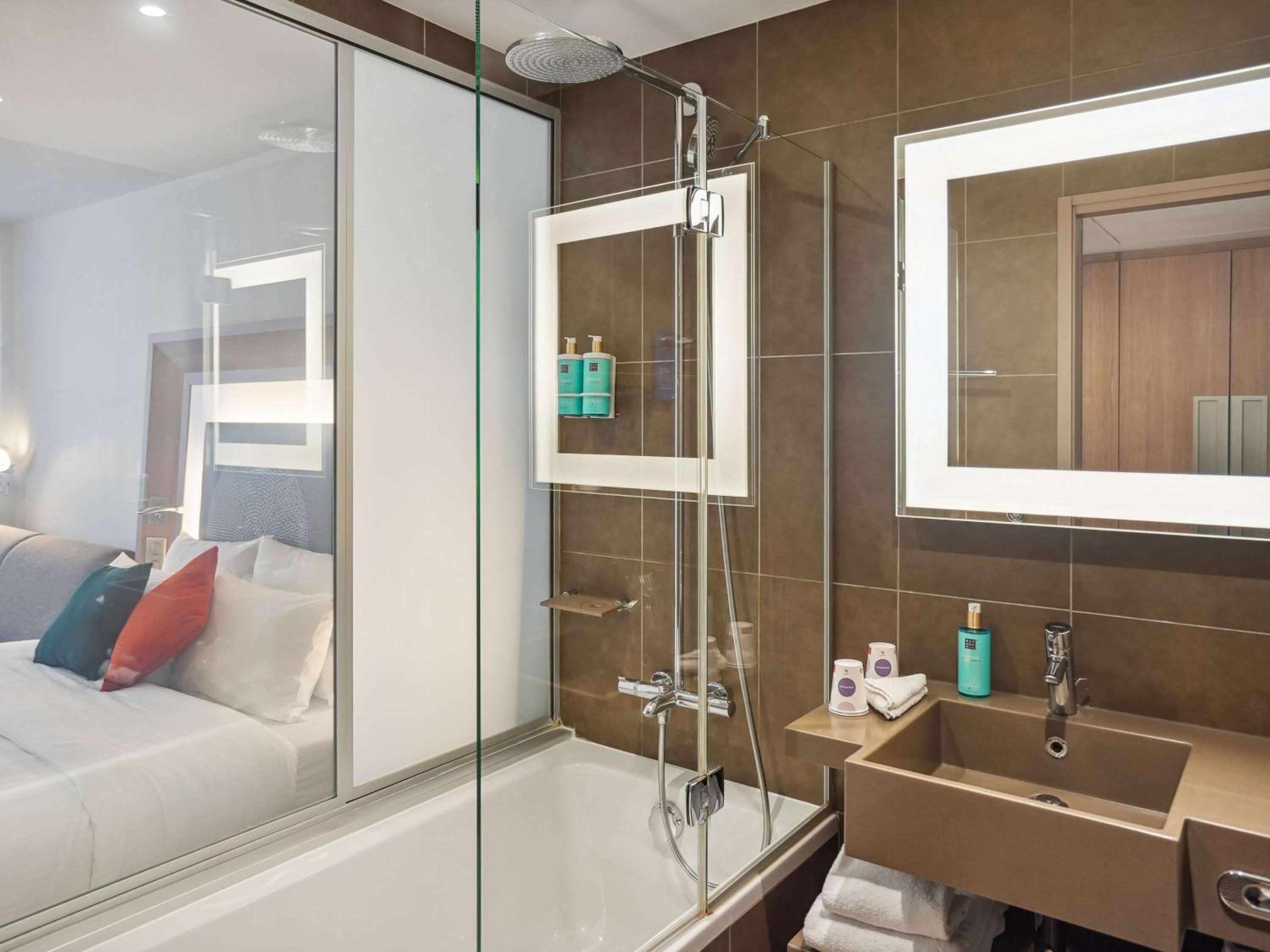 Executive Quadruple Room with Queen Bed and Double Sofa Bed