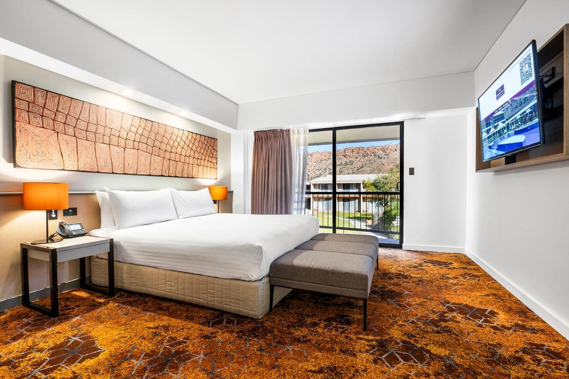 One-Bedroom King Suite